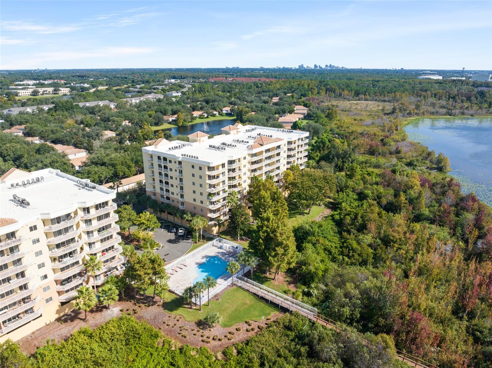 PROMENADE - Residential Lease