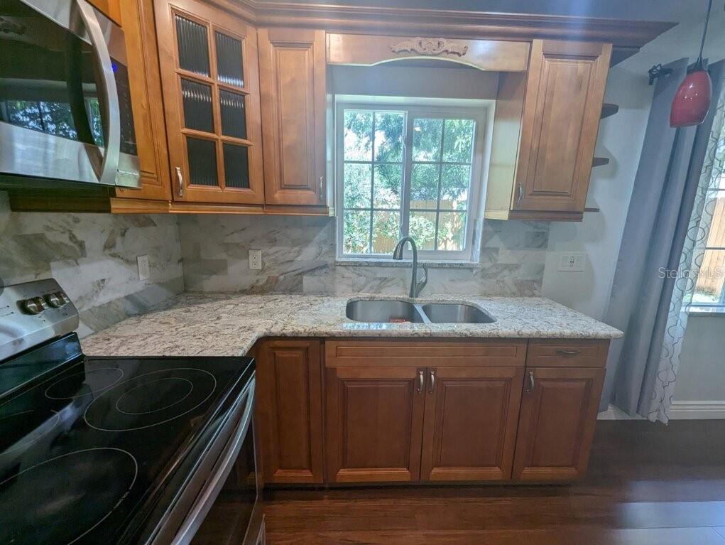 PIPERS GLEN - Residential Lease