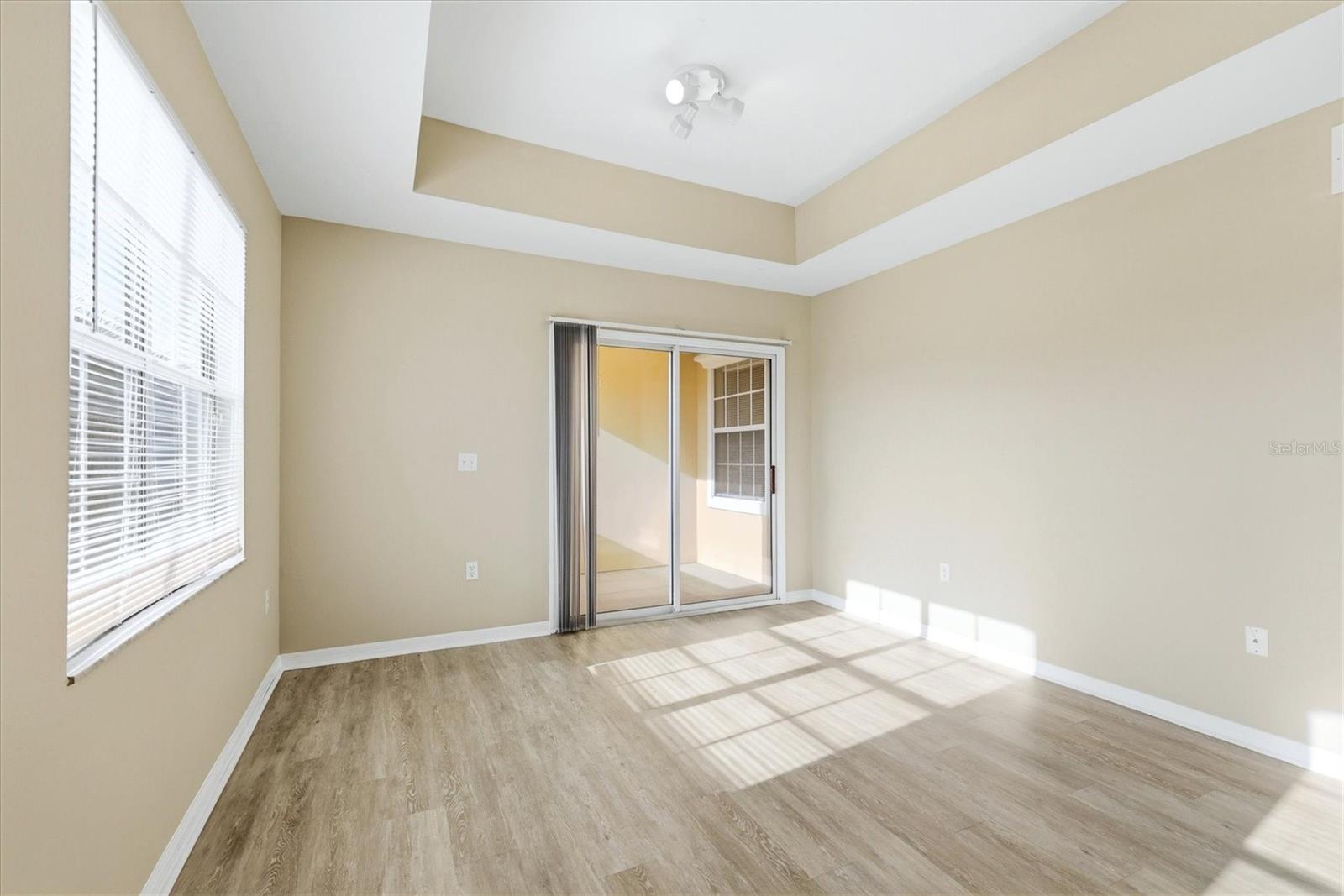 VILLAGIO - Residential Lease