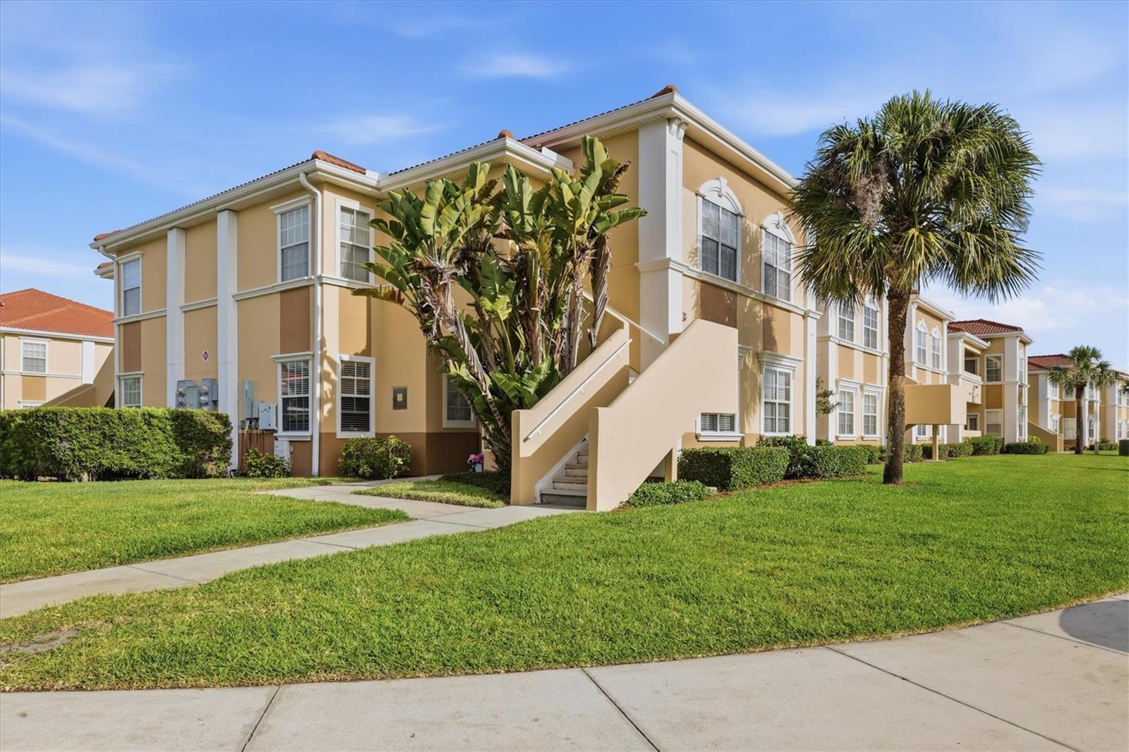 VILLAGIO - Residential Lease