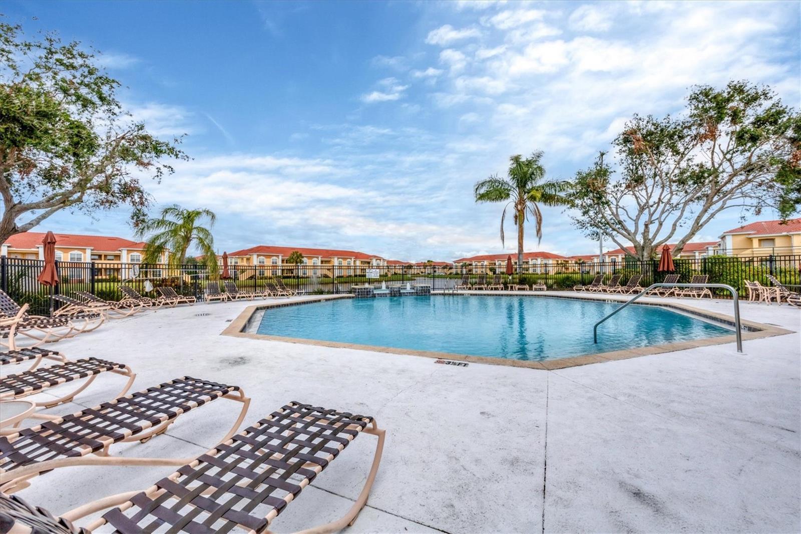 VILLAGIO - Residential Lease