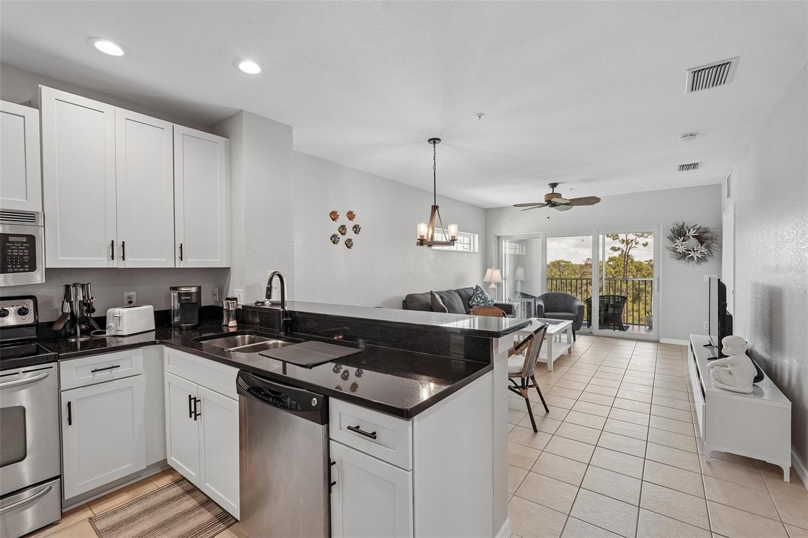 CAPE HAZE RESIDENCE C 7/9 - Residential
