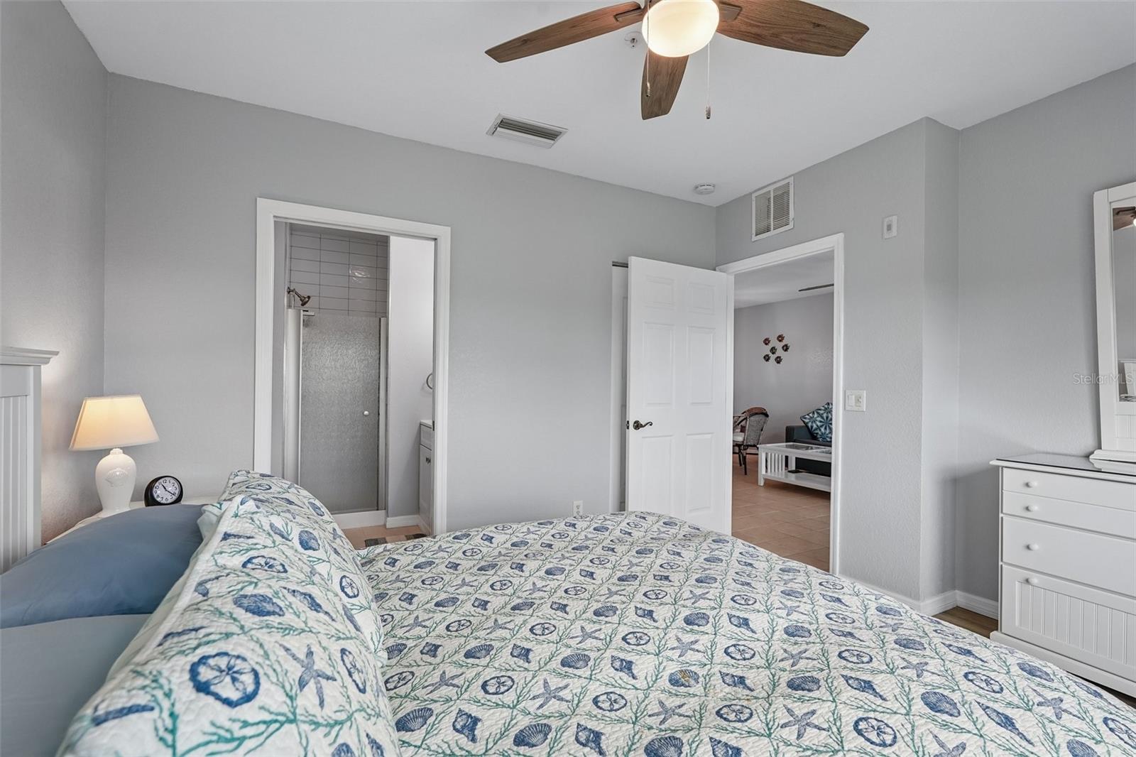 CAPE HAZE RESIDENCE C 7/9 - Residential