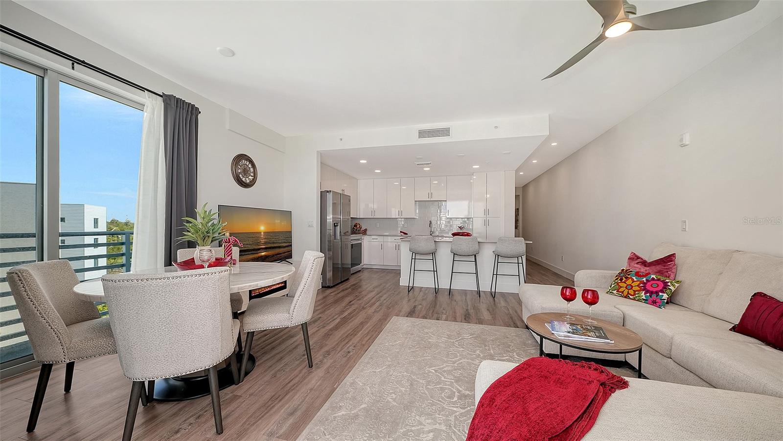 THE STRAND OF SARASOTA - Residential