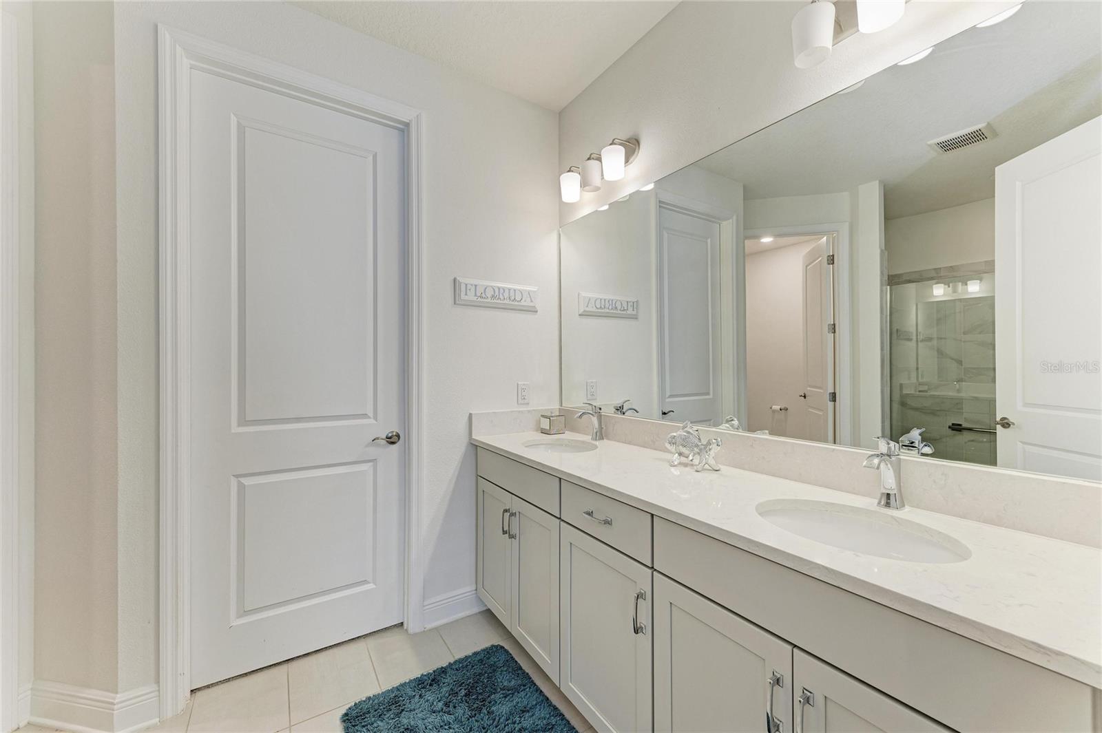 SWEETWATER AT LAKEWOOD RANCH PH I & II - Residential