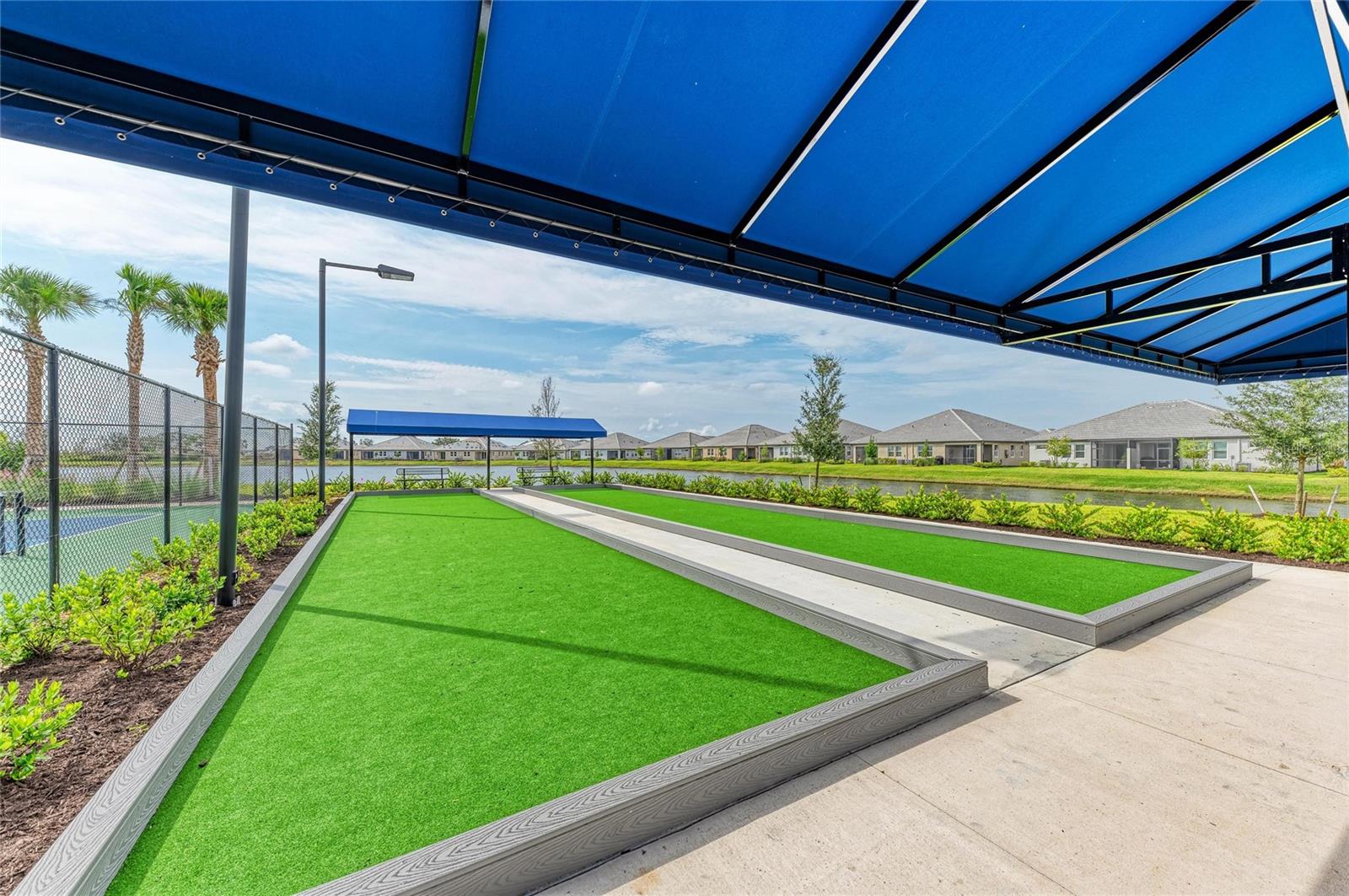 SWEETWATER AT LAKEWOOD RANCH PH I & II - Residential