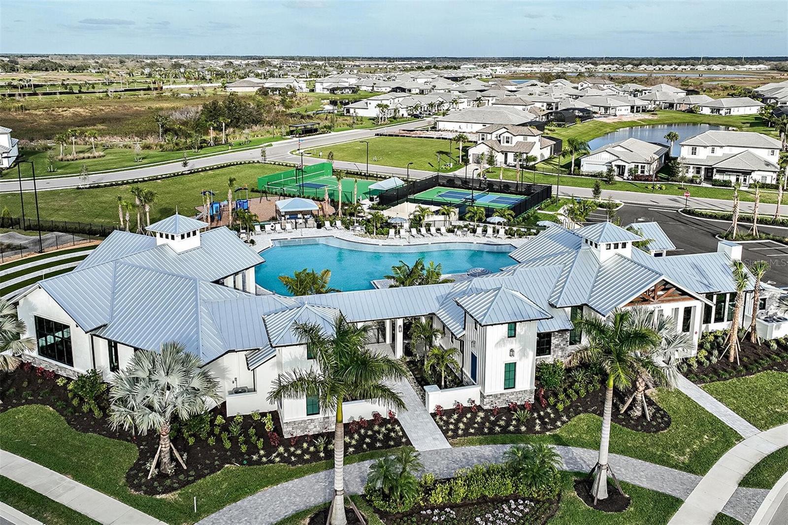 SWEETWATER AT LAKEWOOD RANCH PH I & II - Residential
