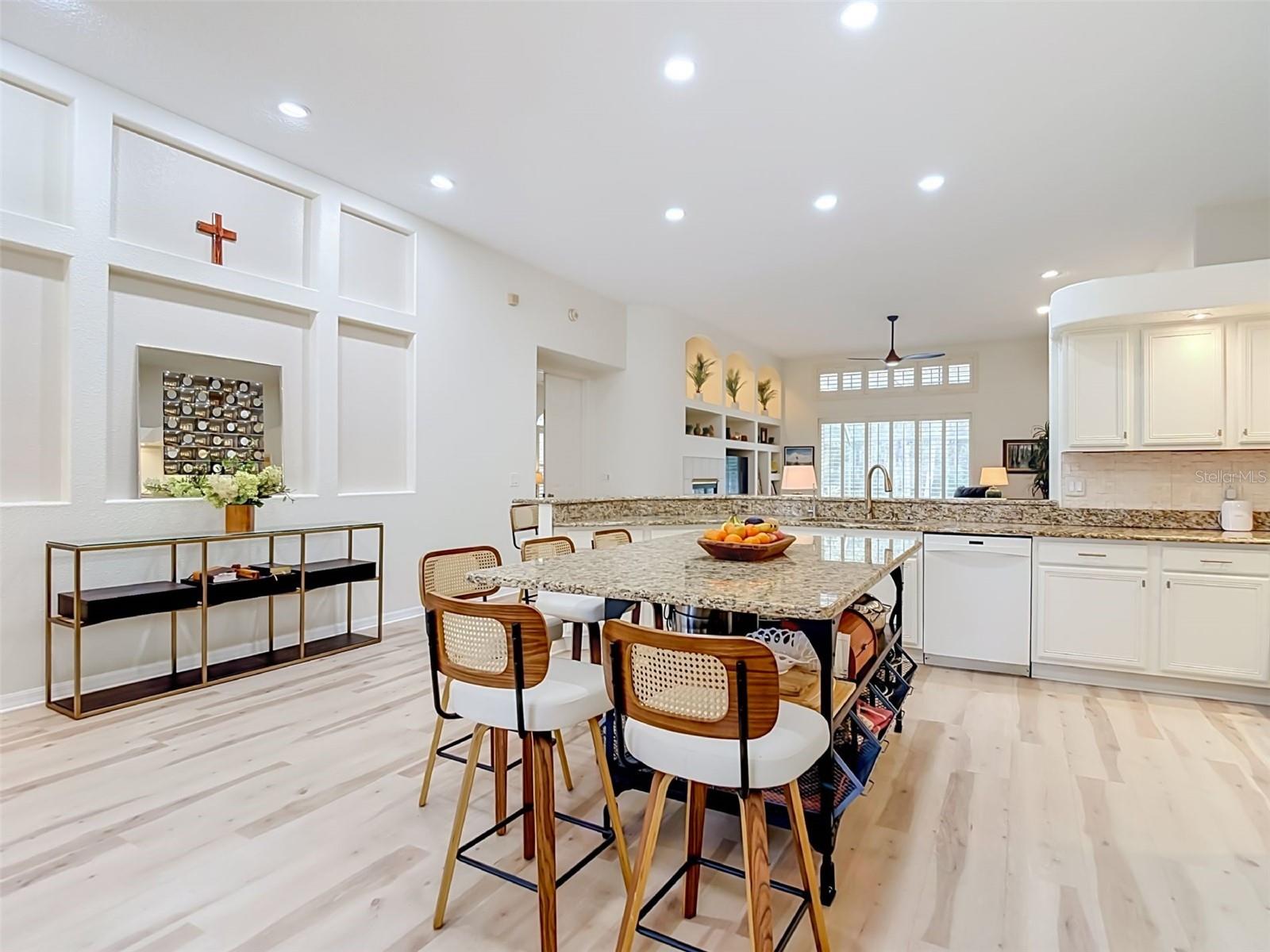 VILLAROSA M - Residential