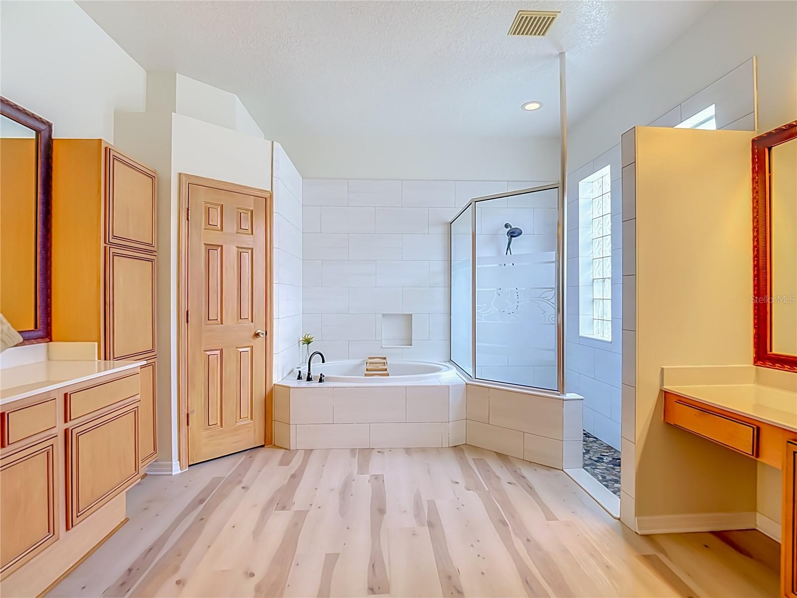 VILLAROSA M - Residential