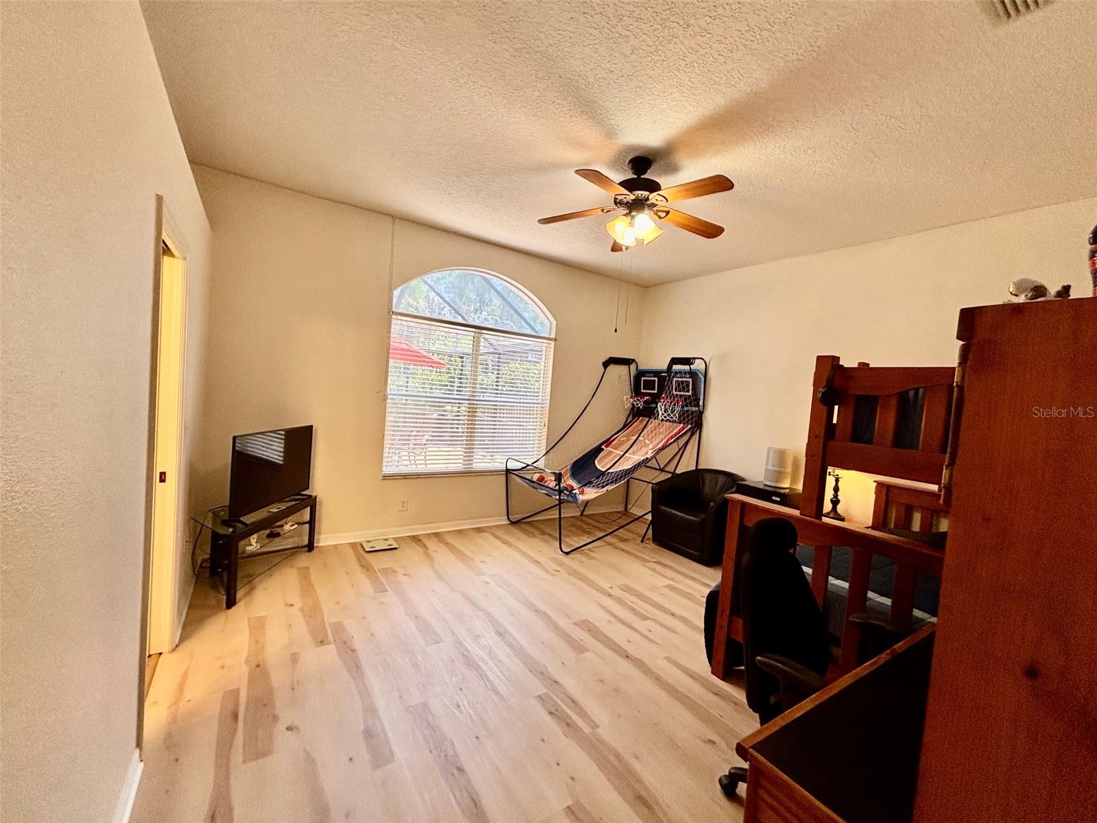 VILLAROSA M - Residential