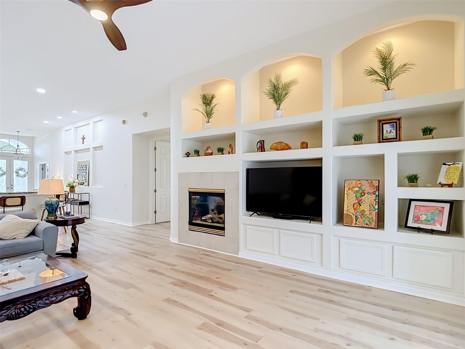 VILLAROSA M - Residential