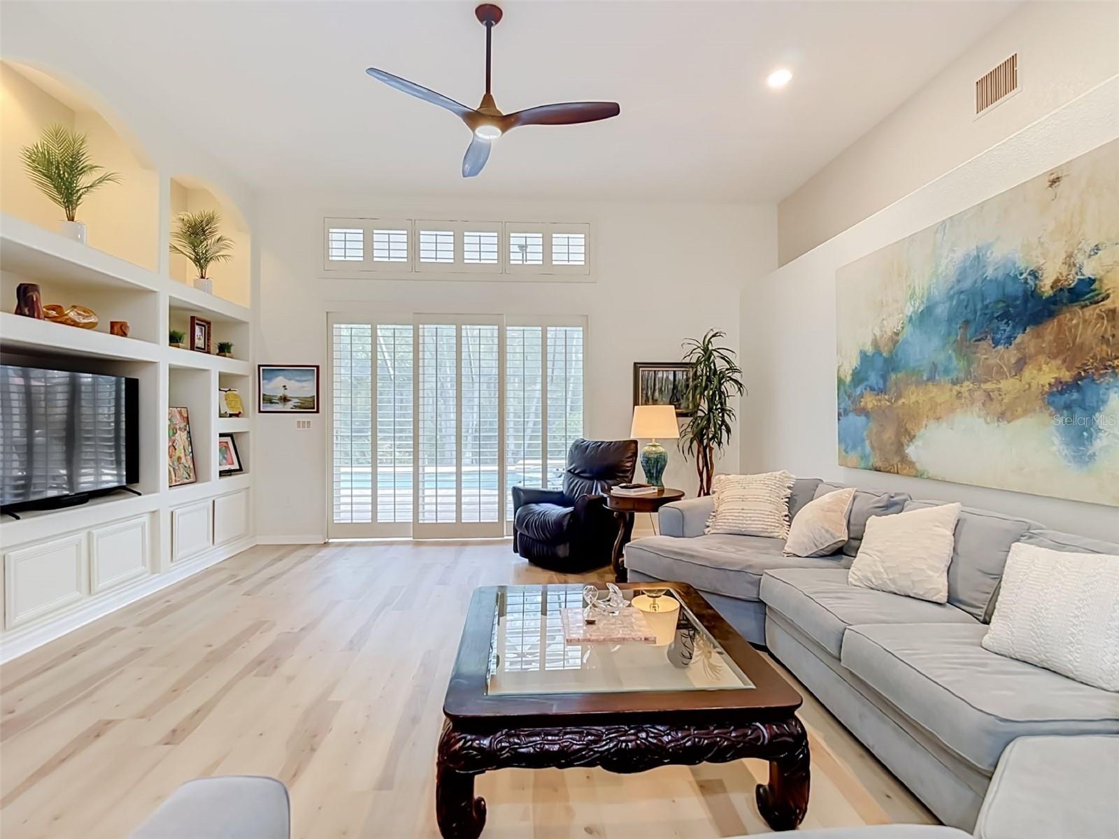 VILLAROSA M - Residential