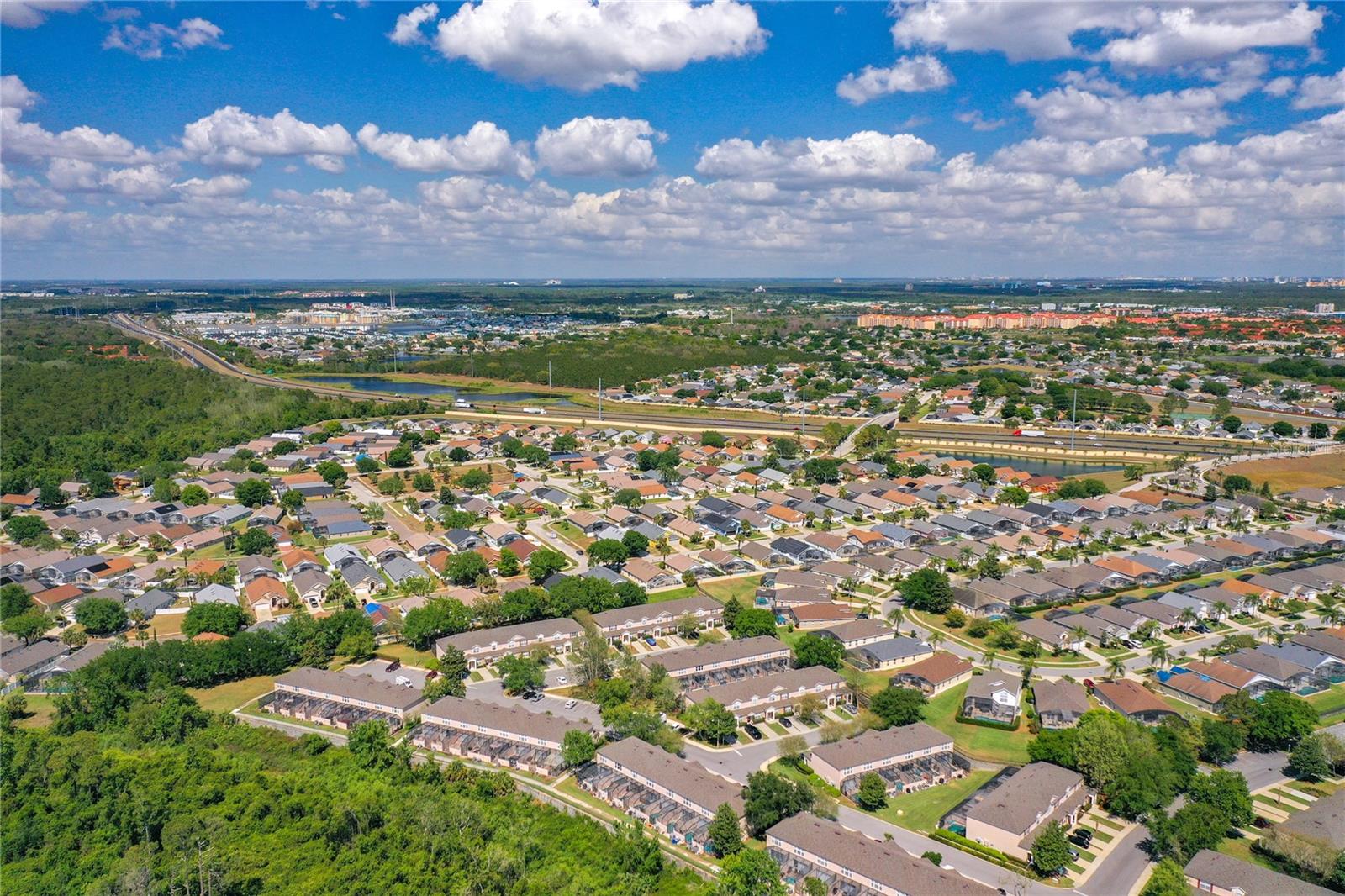 WINDSOR PALMS TWNHMS PH 3A - Residential