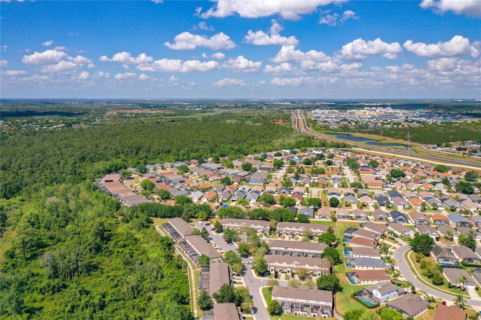 WINDSOR PALMS TWNHMS PH 3A - Residential