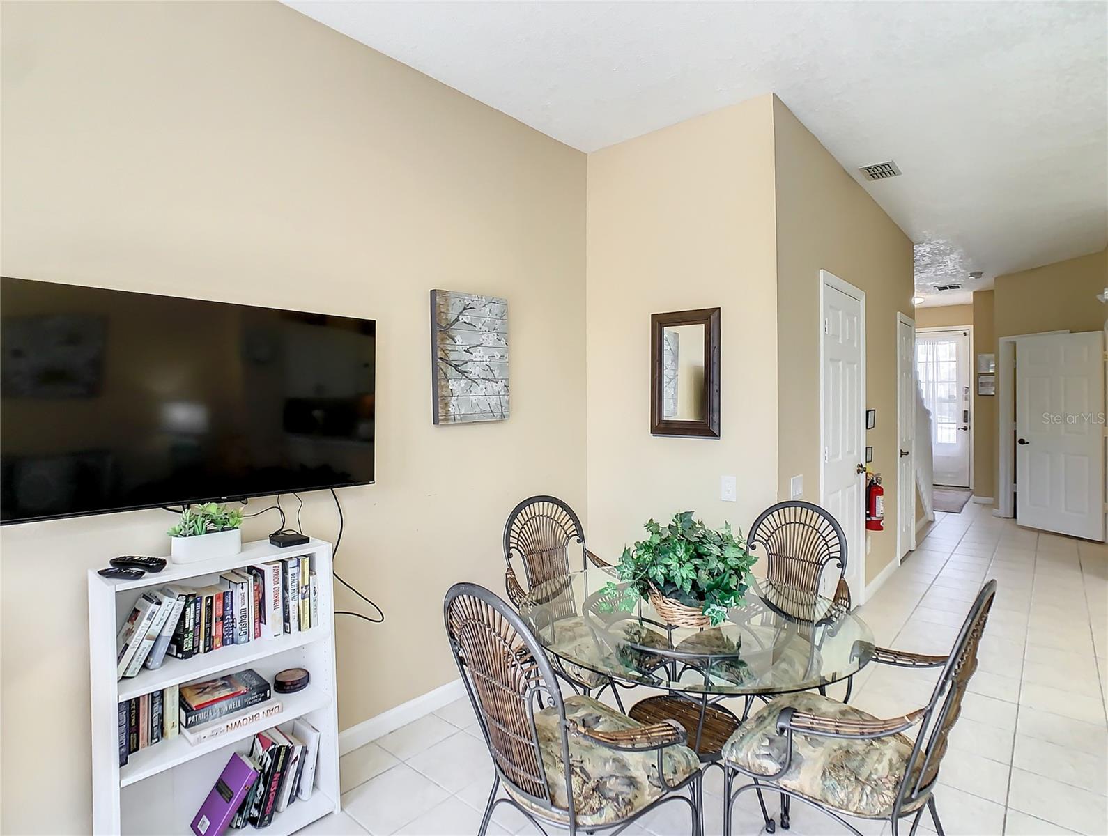 WINDSOR PALMS TWNHMS PH 3A - Residential