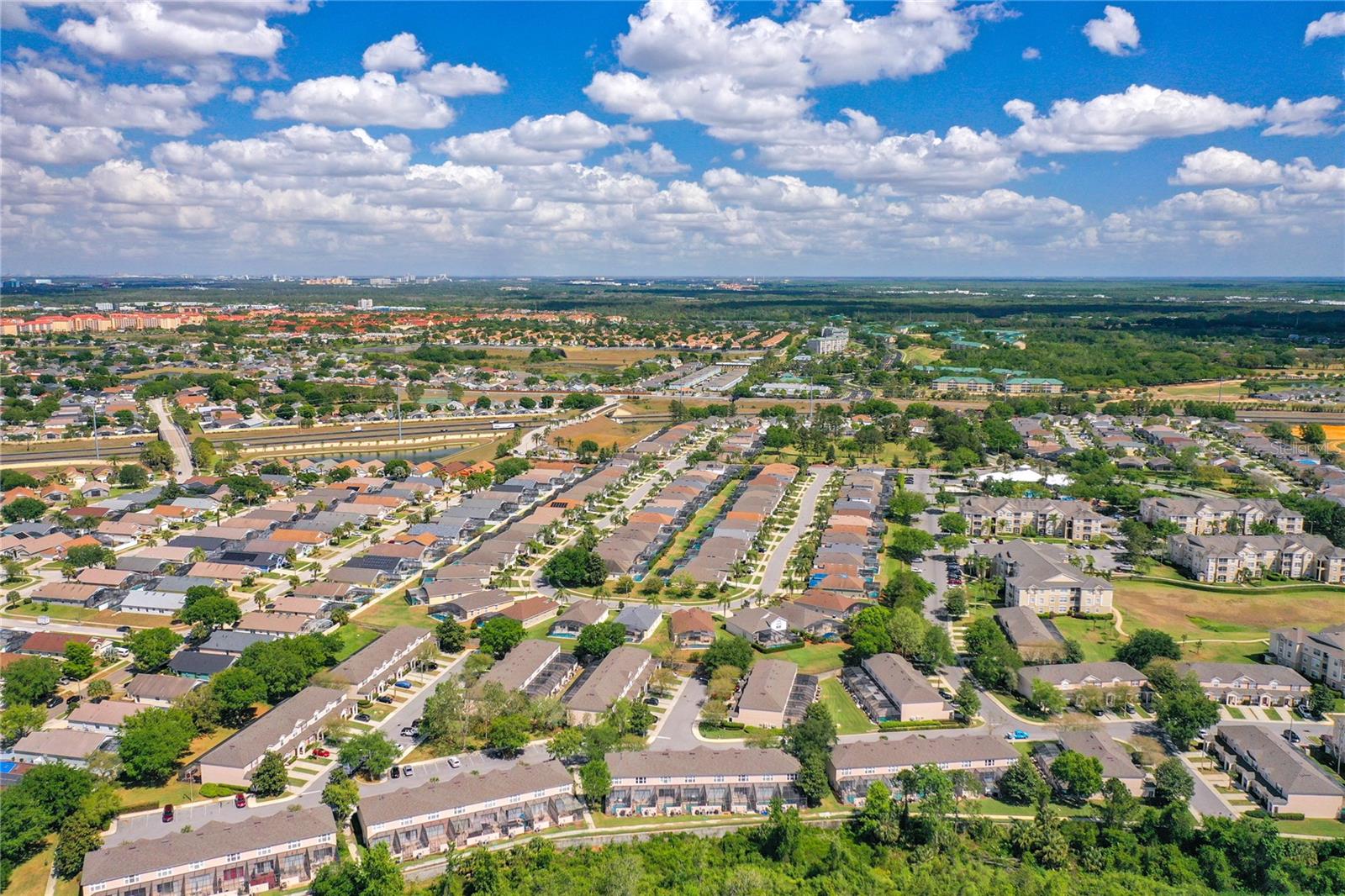 WINDSOR PALMS TWNHMS PH 3A - Residential