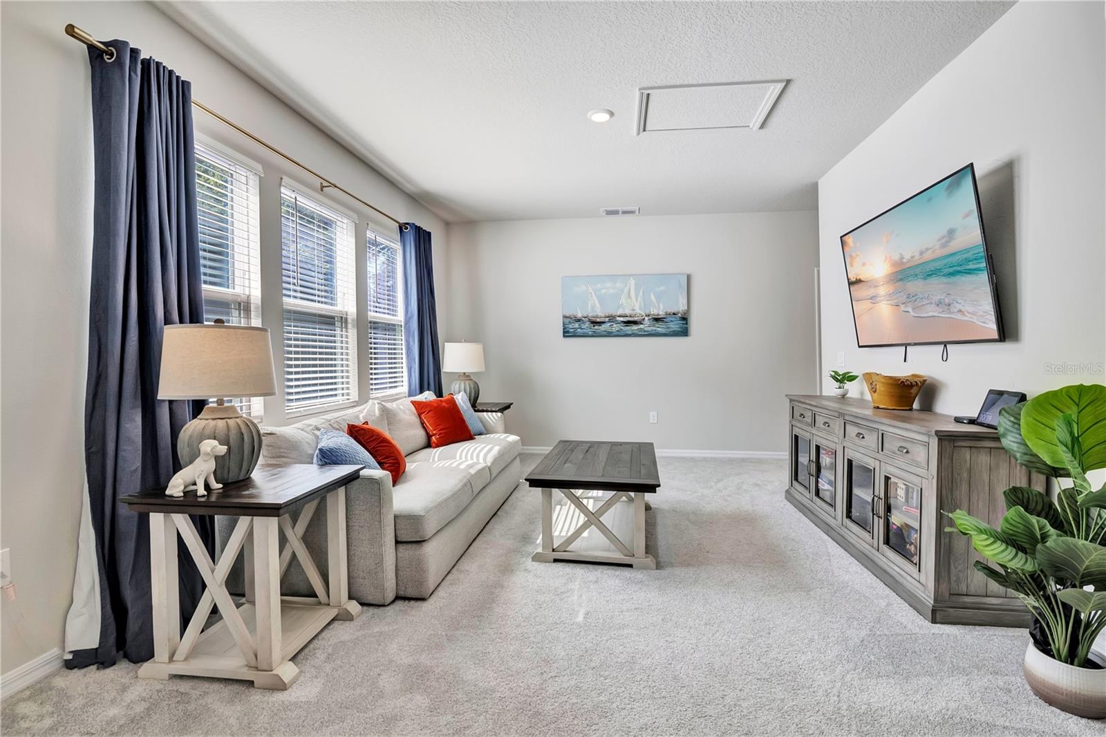OAKFIELD AT MOUNT DORA - Residential