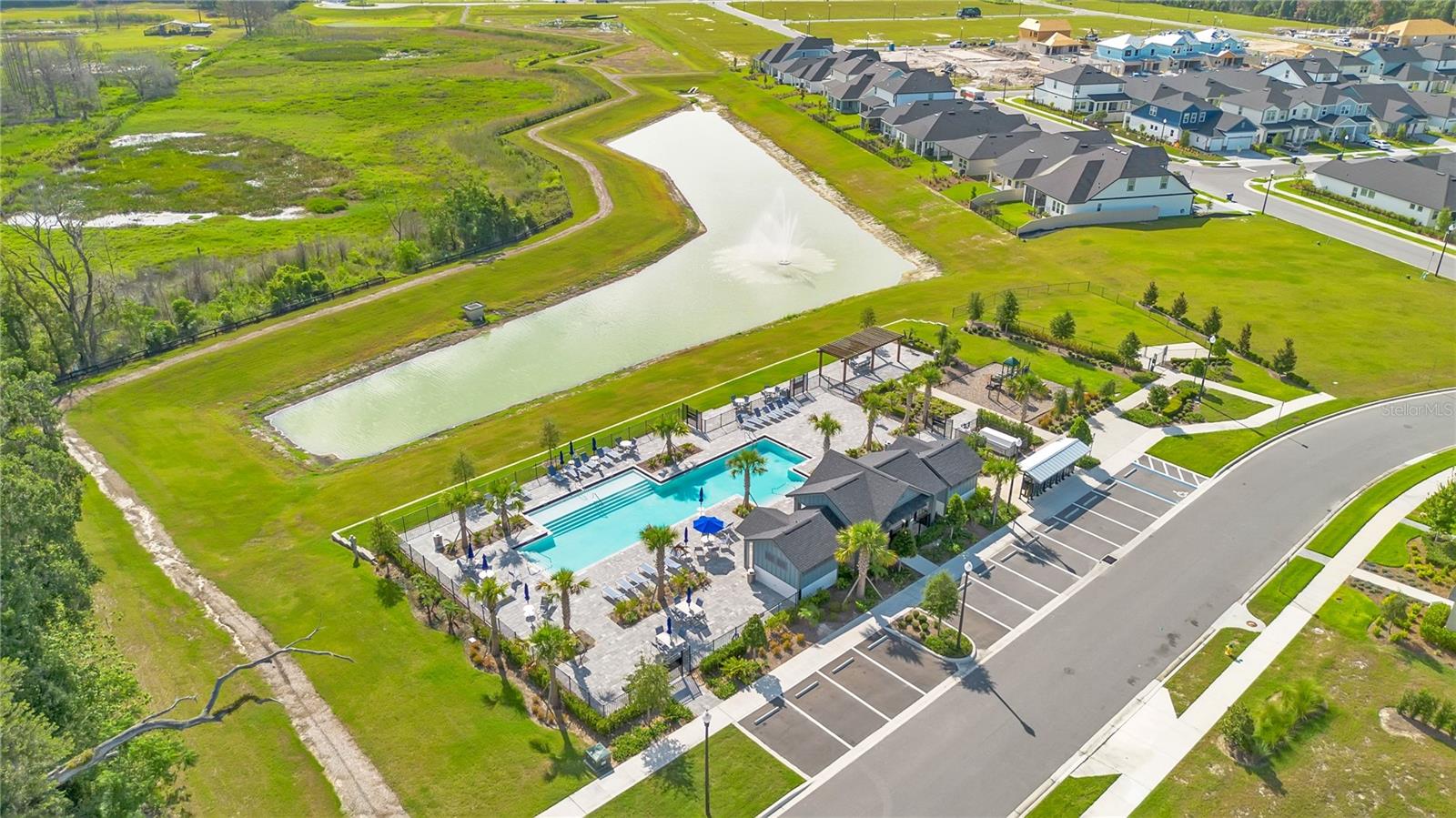 OAKFIELD AT MOUNT DORA - Residential
