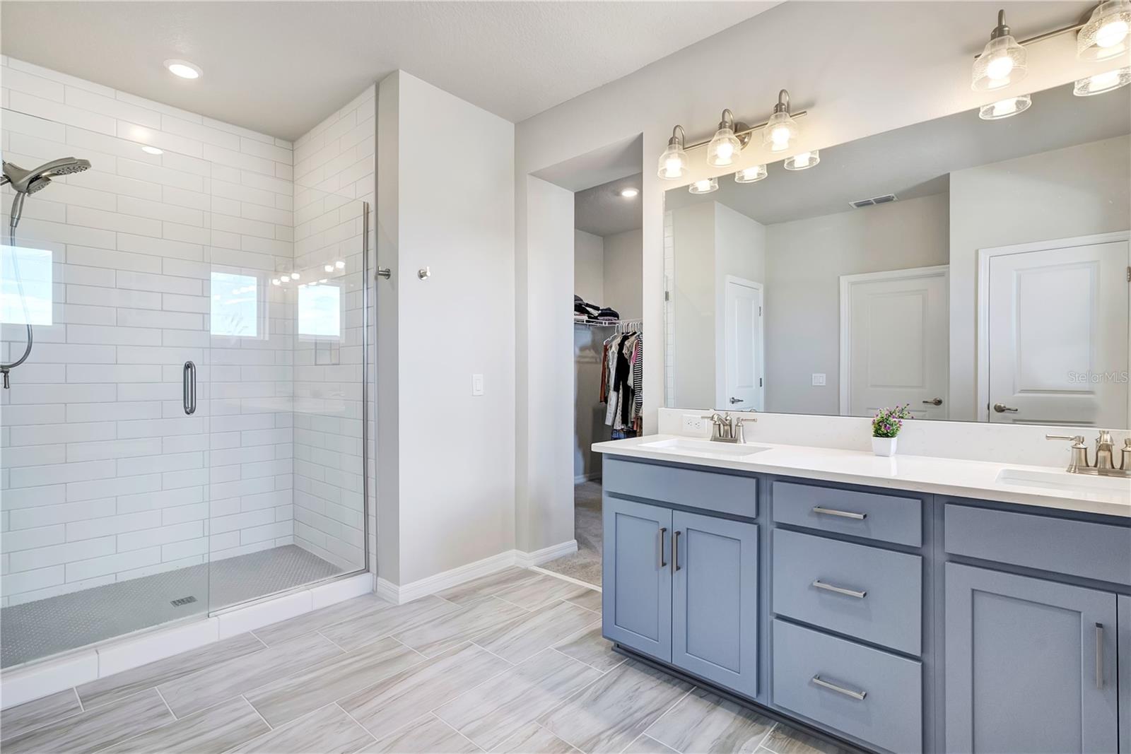 OAKFIELD AT MOUNT DORA - Residential