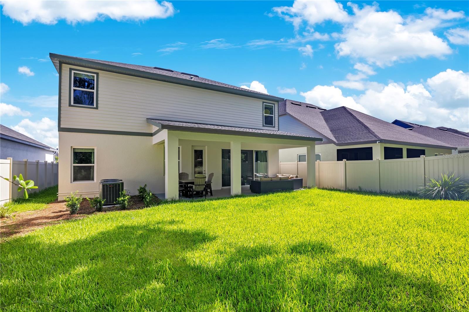 OAKFIELD AT MOUNT DORA - Residential