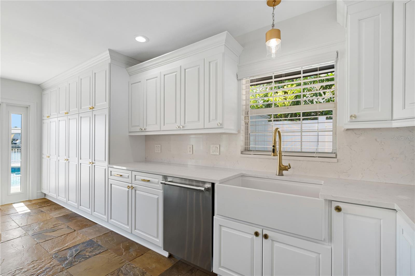 DANA SHORES UN 3 SEC - Residential Lease
