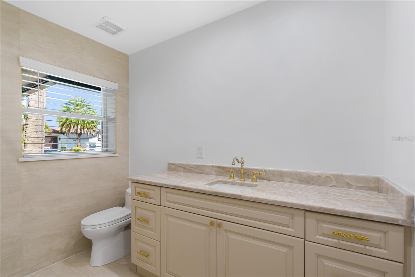 DANA SHORES UN 3 SEC - Residential Lease
