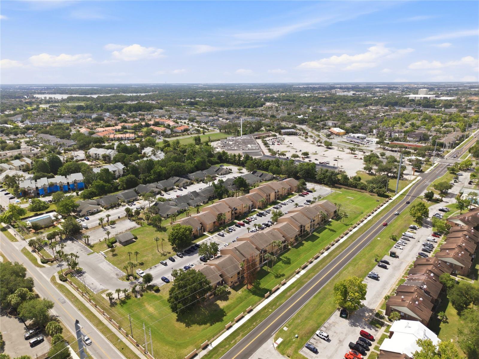 ALHAMBRA COURTS CONDO PH 02 - Residential