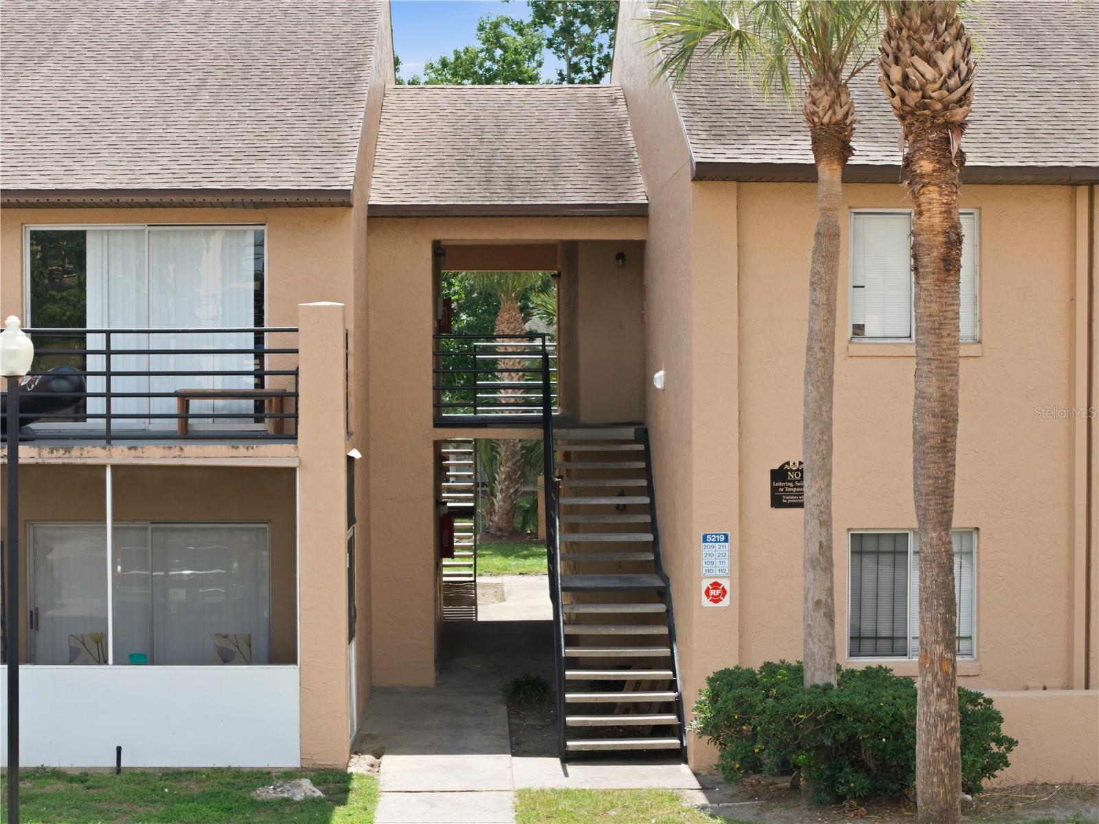 ALHAMBRA COURTS CONDO PH 02 - Residential