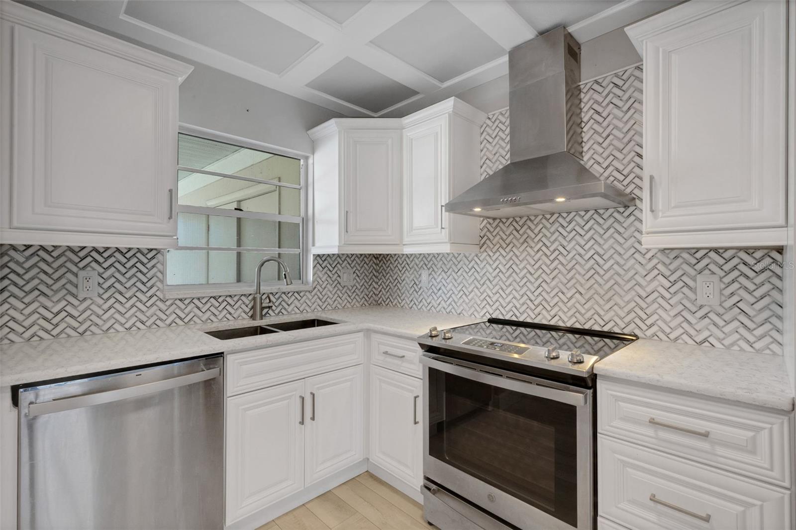 PARK ACRES ESTATES SEC II - Residential