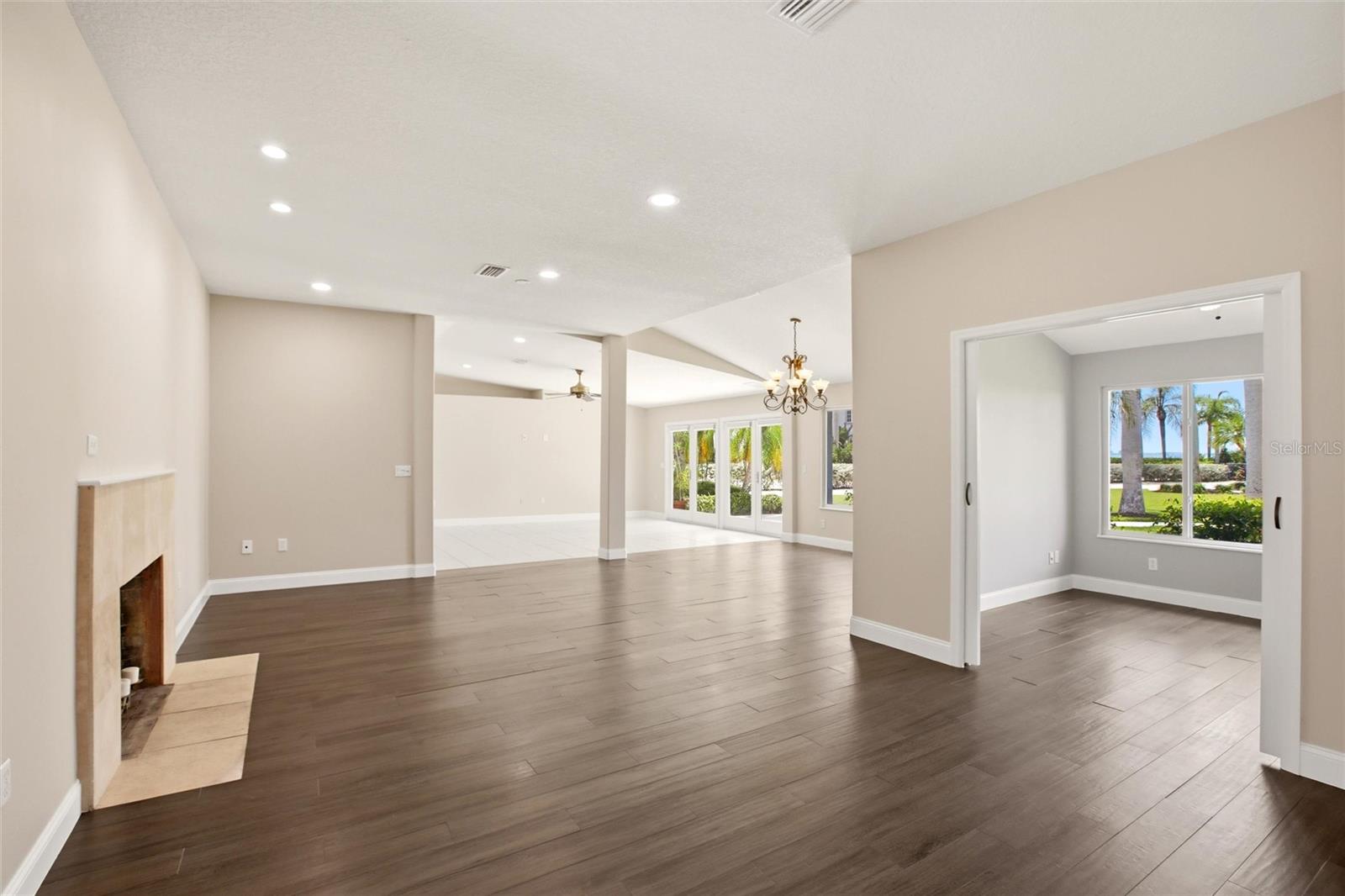 WHITFIELD ESTATES UNIT 1 - Residential
