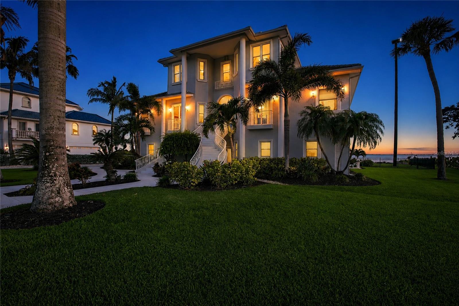 WHITFIELD ESTATES UNIT 1 - Residential