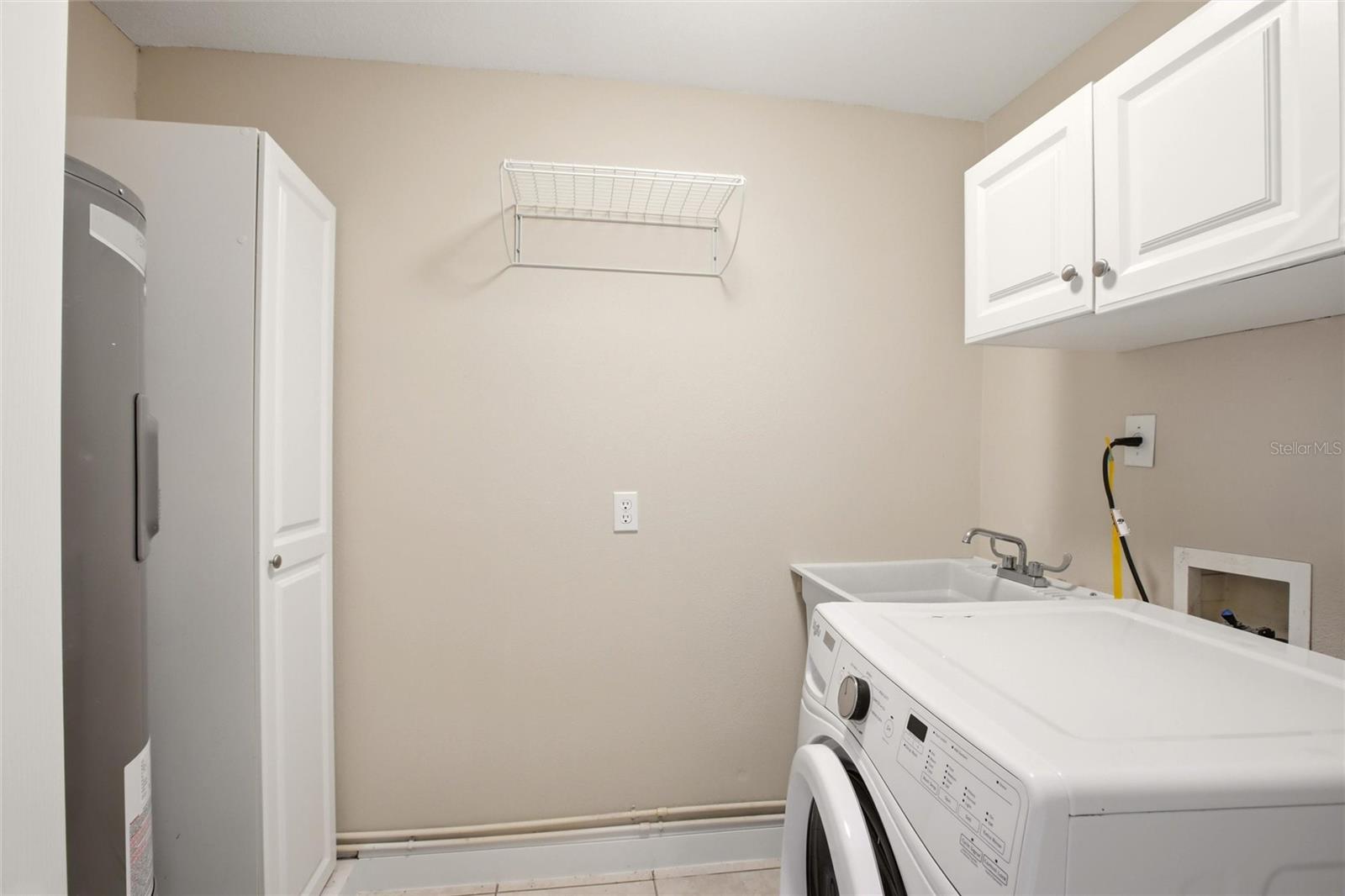 WHITFIELD ESTATES UNIT 1 - Residential