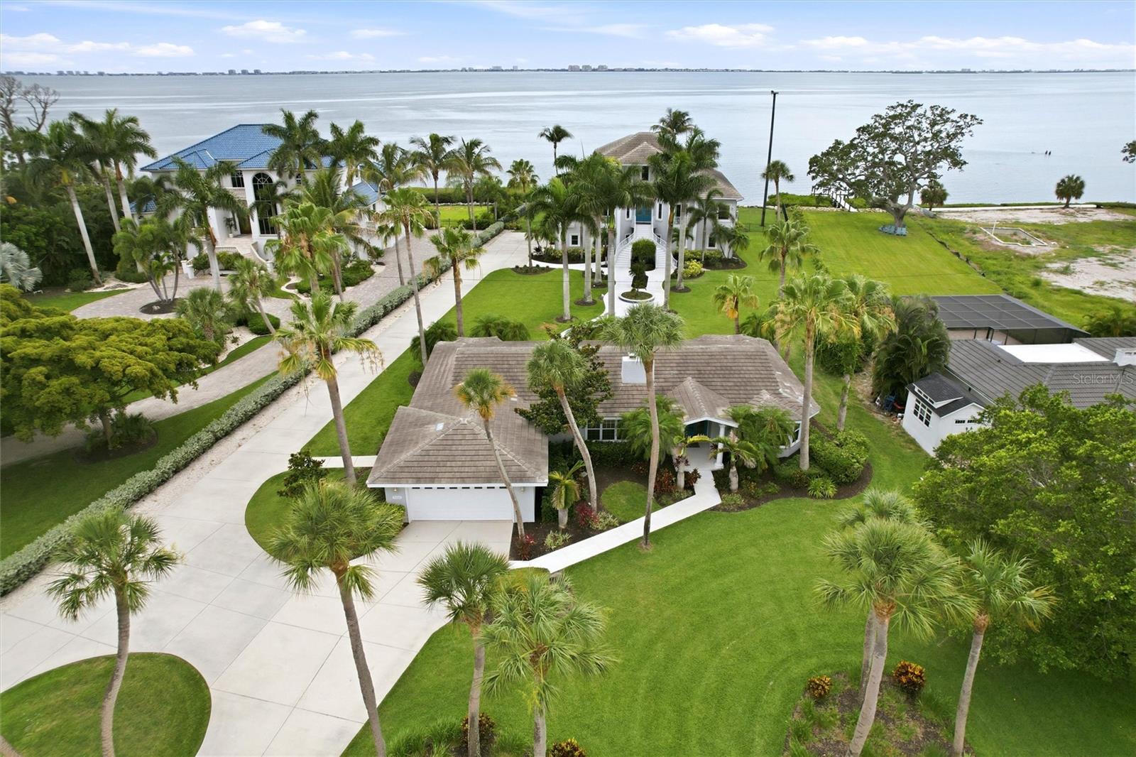 WHITFIELD ESTATES UNIT 1 - Residential