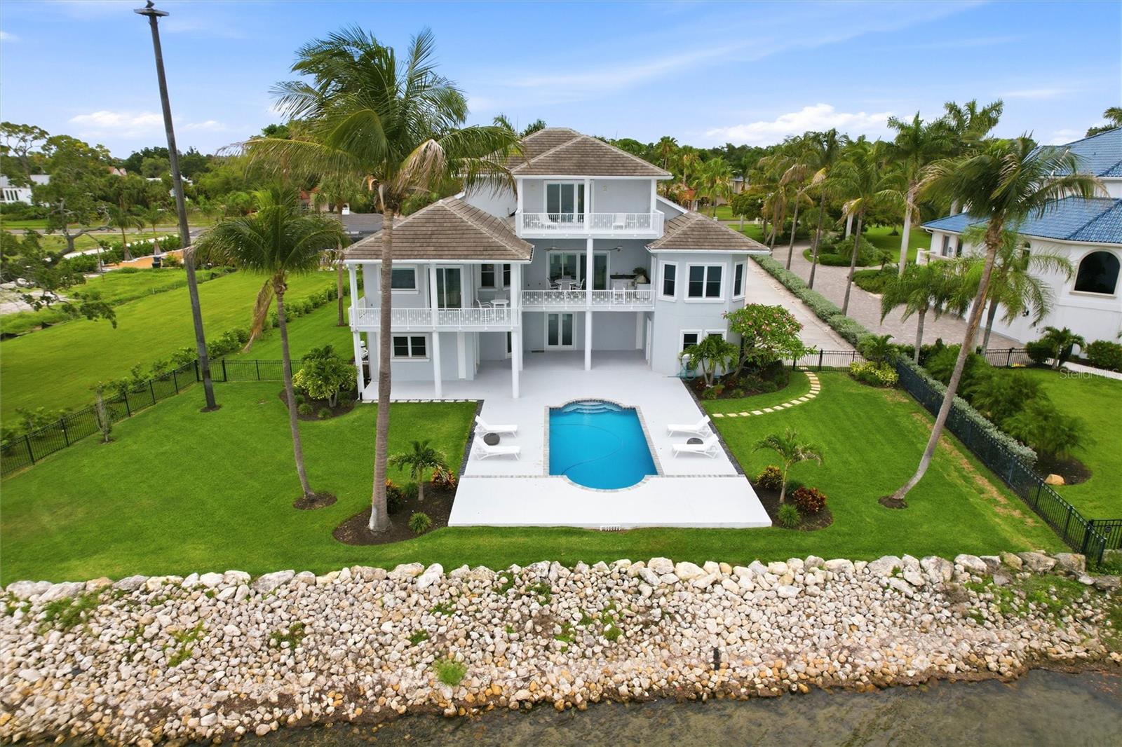 WHITFIELD ESTATES UNIT 1 - Residential