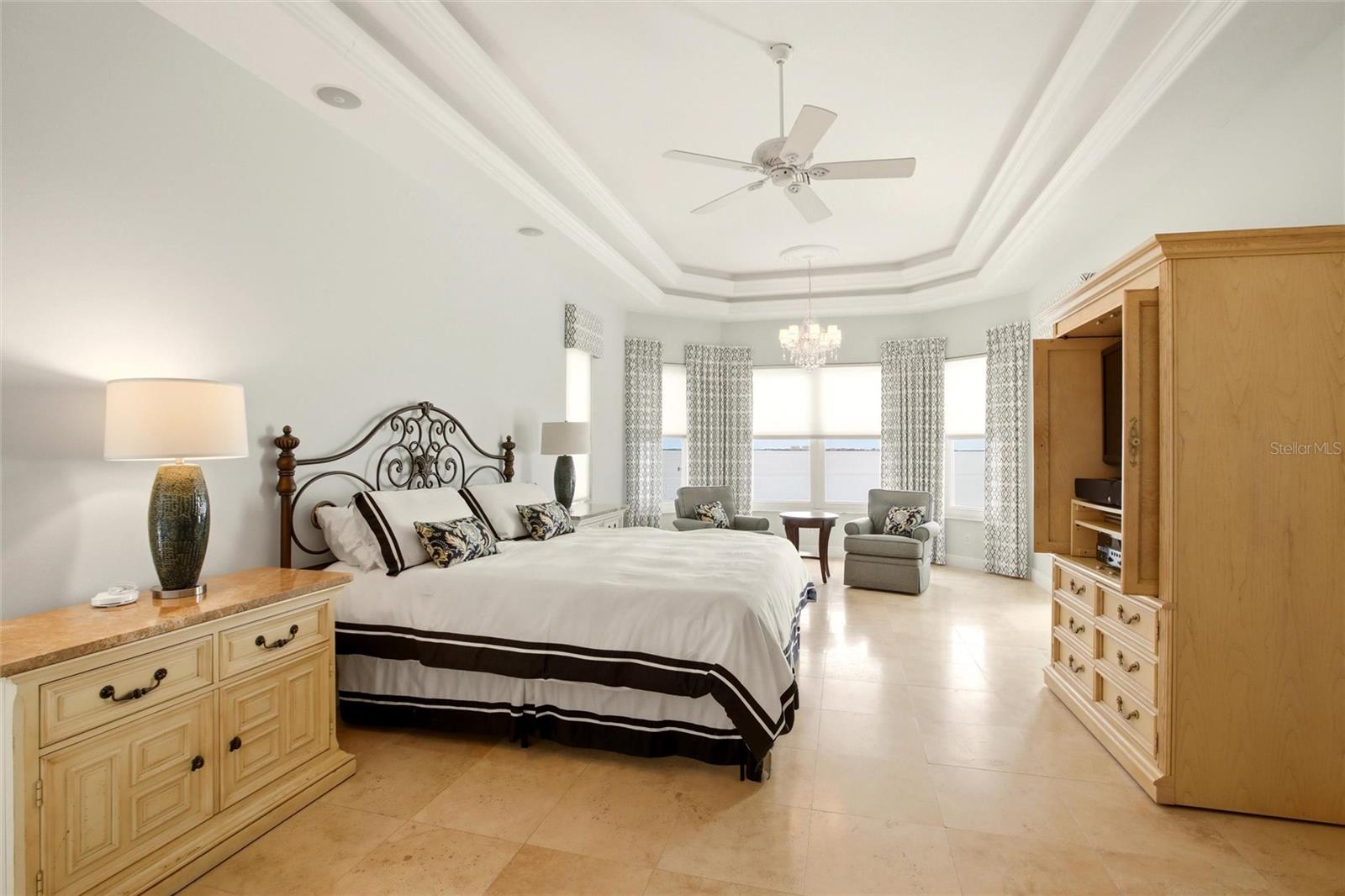 WHITFIELD ESTATES UNIT 1 - Residential