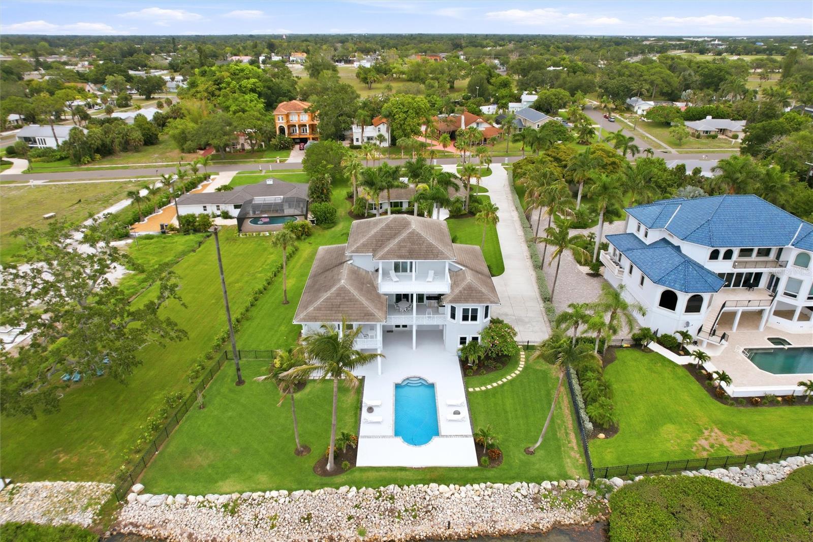 WHITFIELD ESTATES UNIT 1 - Residential