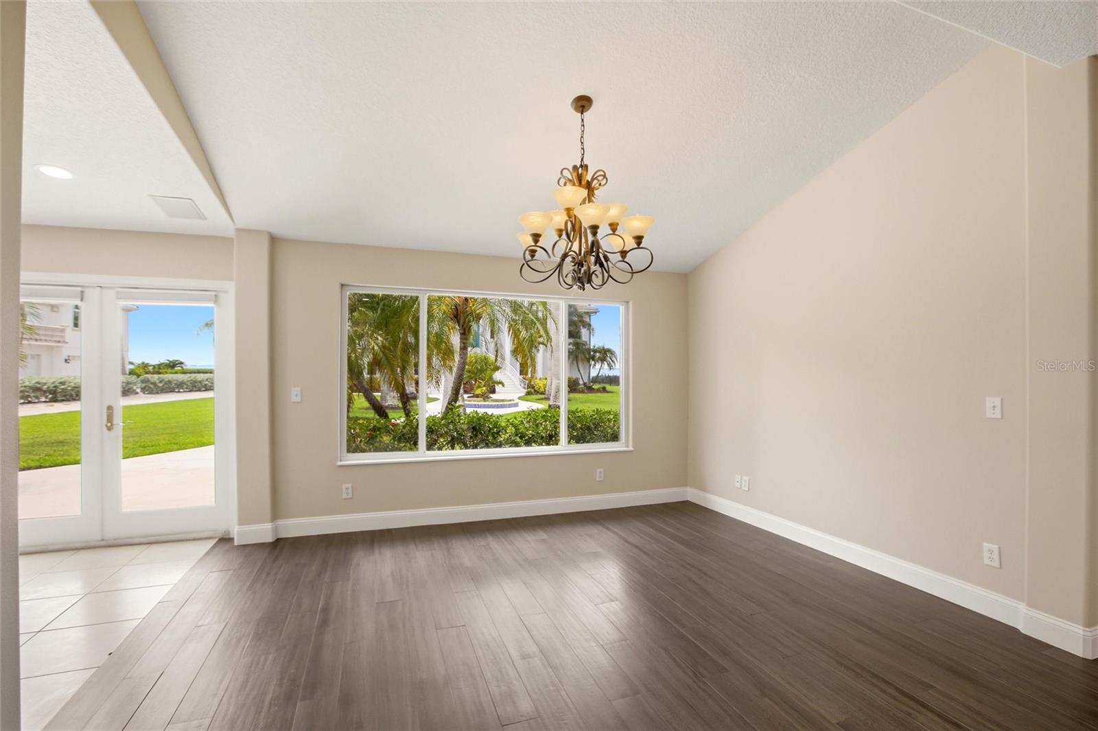 WHITFIELD ESTATES UNIT 1 - Residential