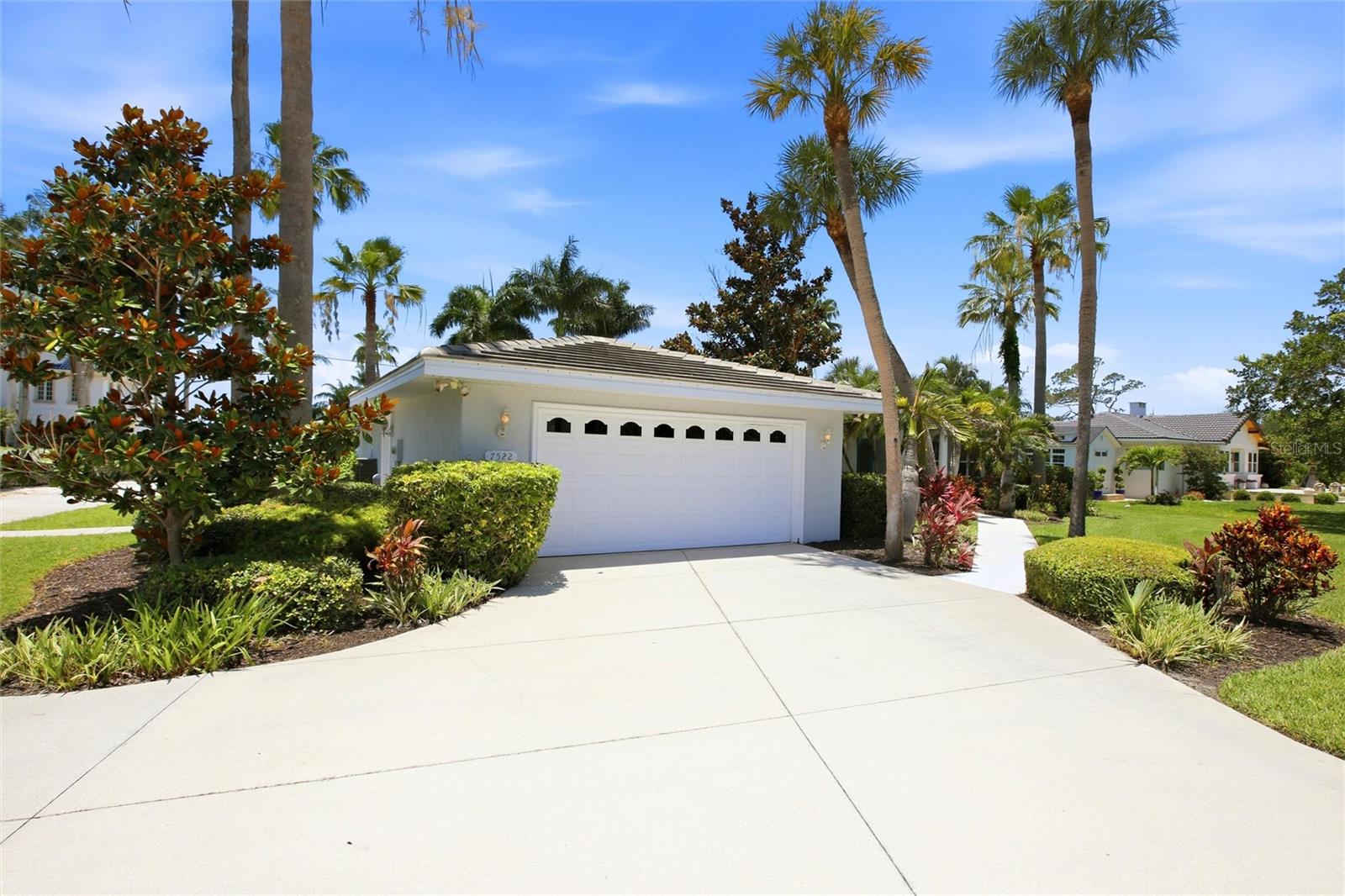 WHITFIELD ESTATES UNIT 1 - Residential