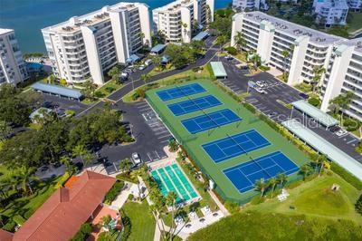 HARBOURSIDE CONDO - Residential