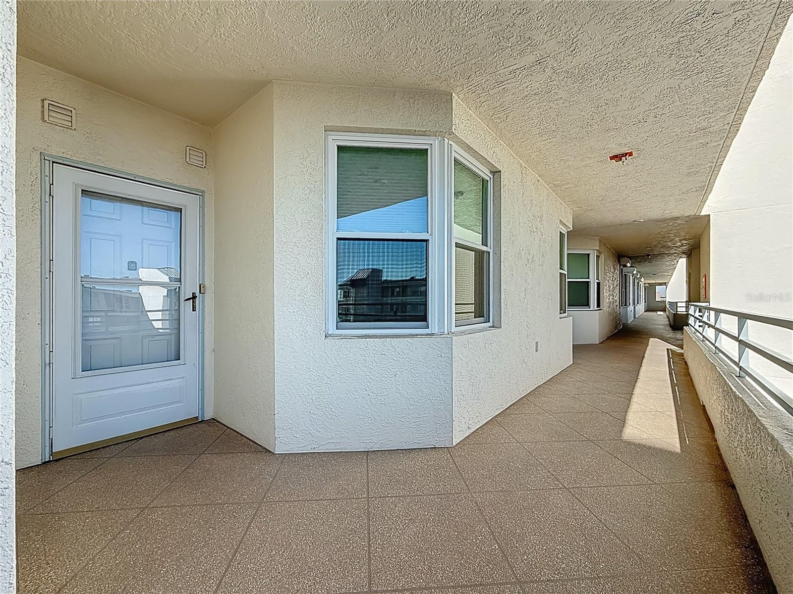 HARBOURSIDE CONDO - Residential