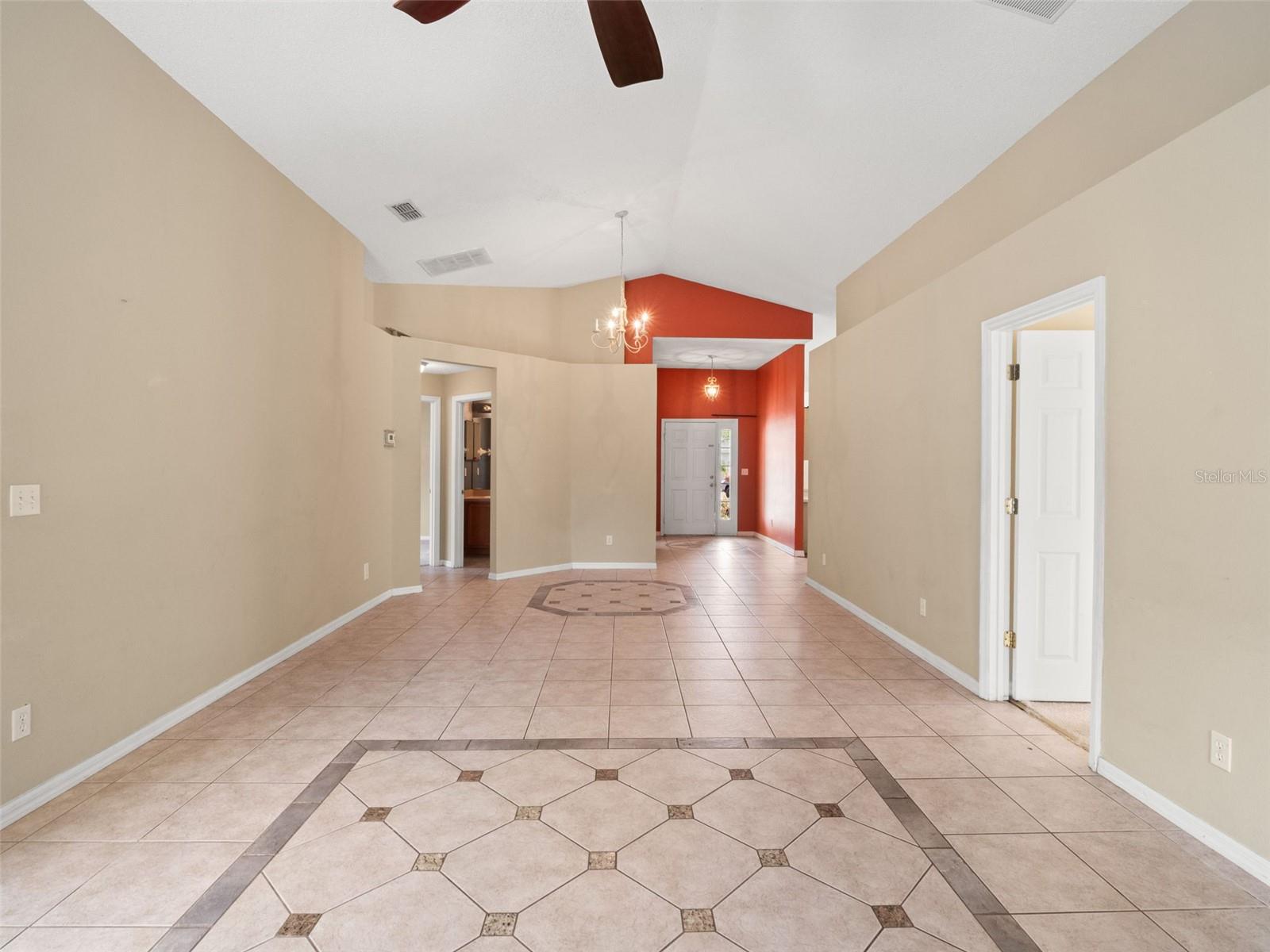 TAVARES CHELSEA OAKS - Residential