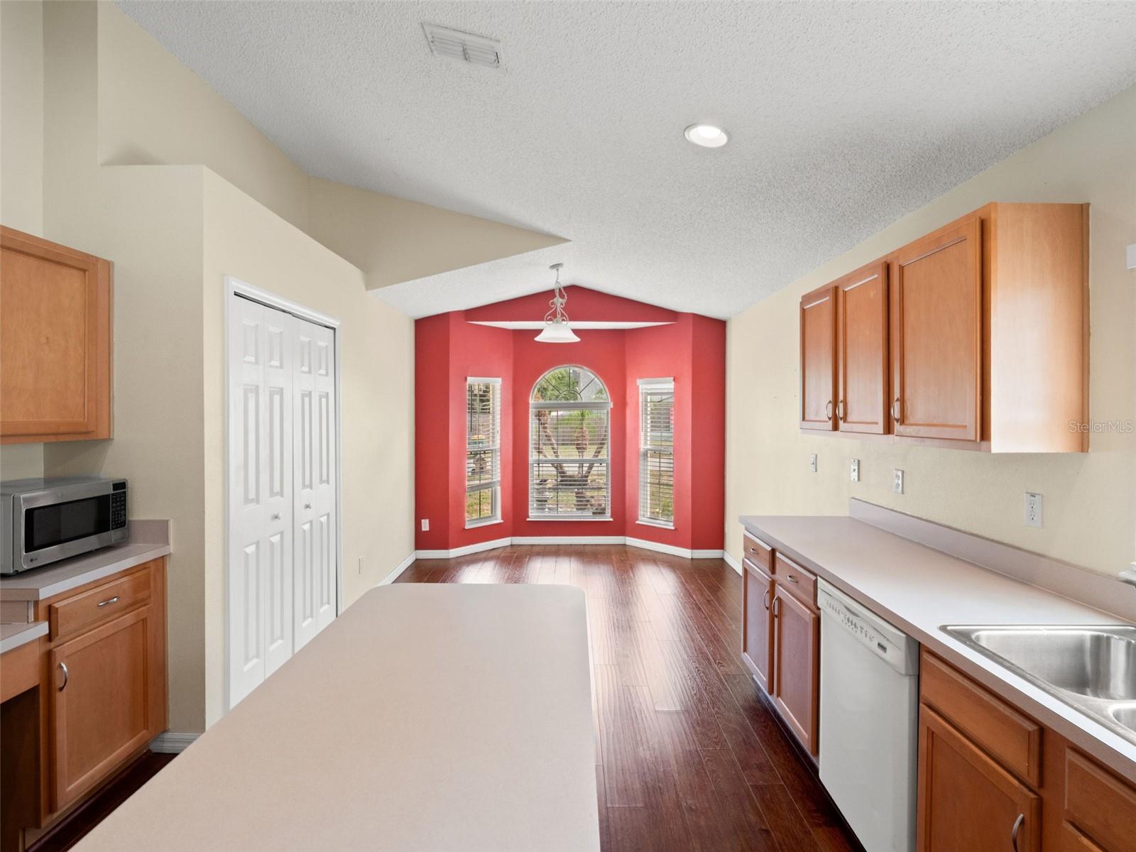 TAVARES CHELSEA OAKS - Residential