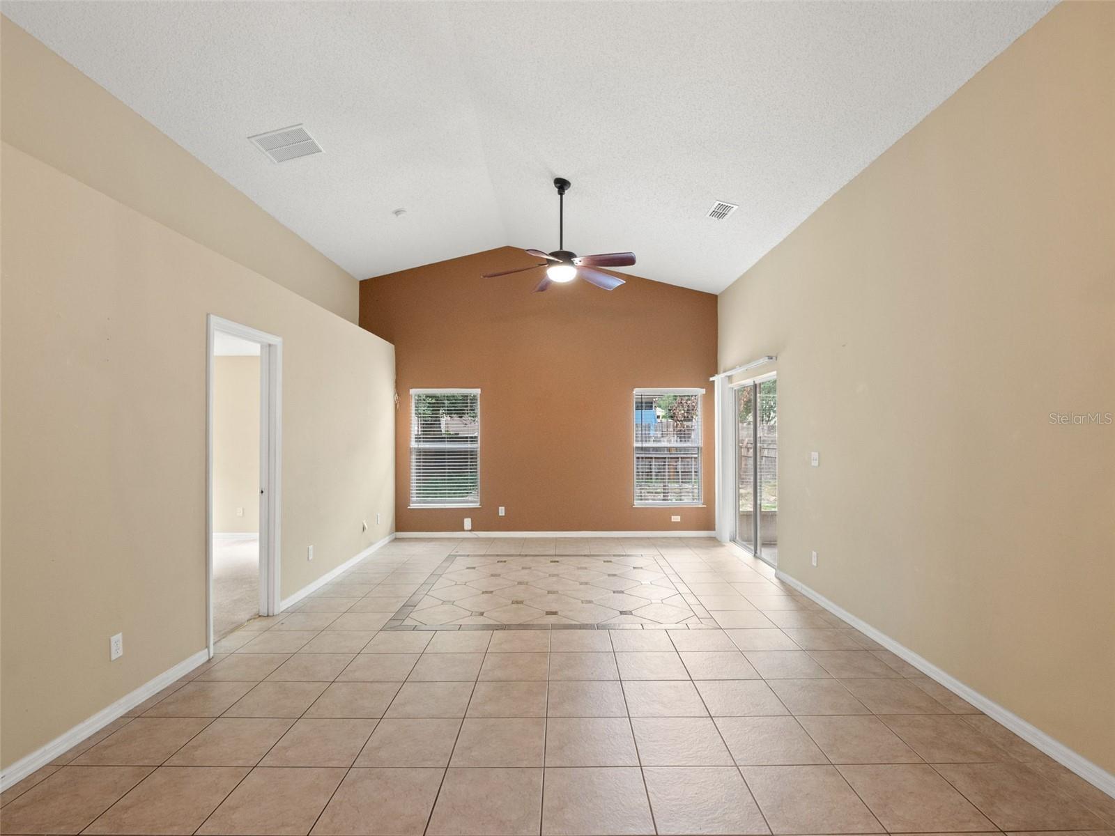 TAVARES CHELSEA OAKS - Residential