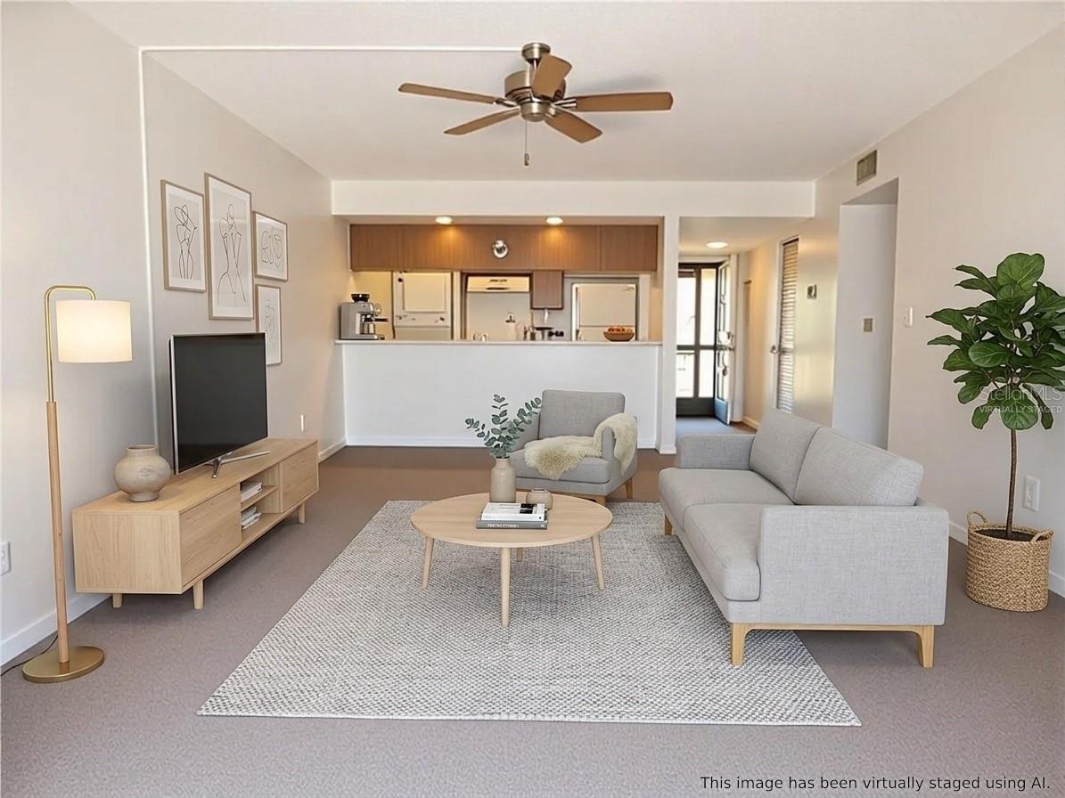 LA CASA CONDO - Residential