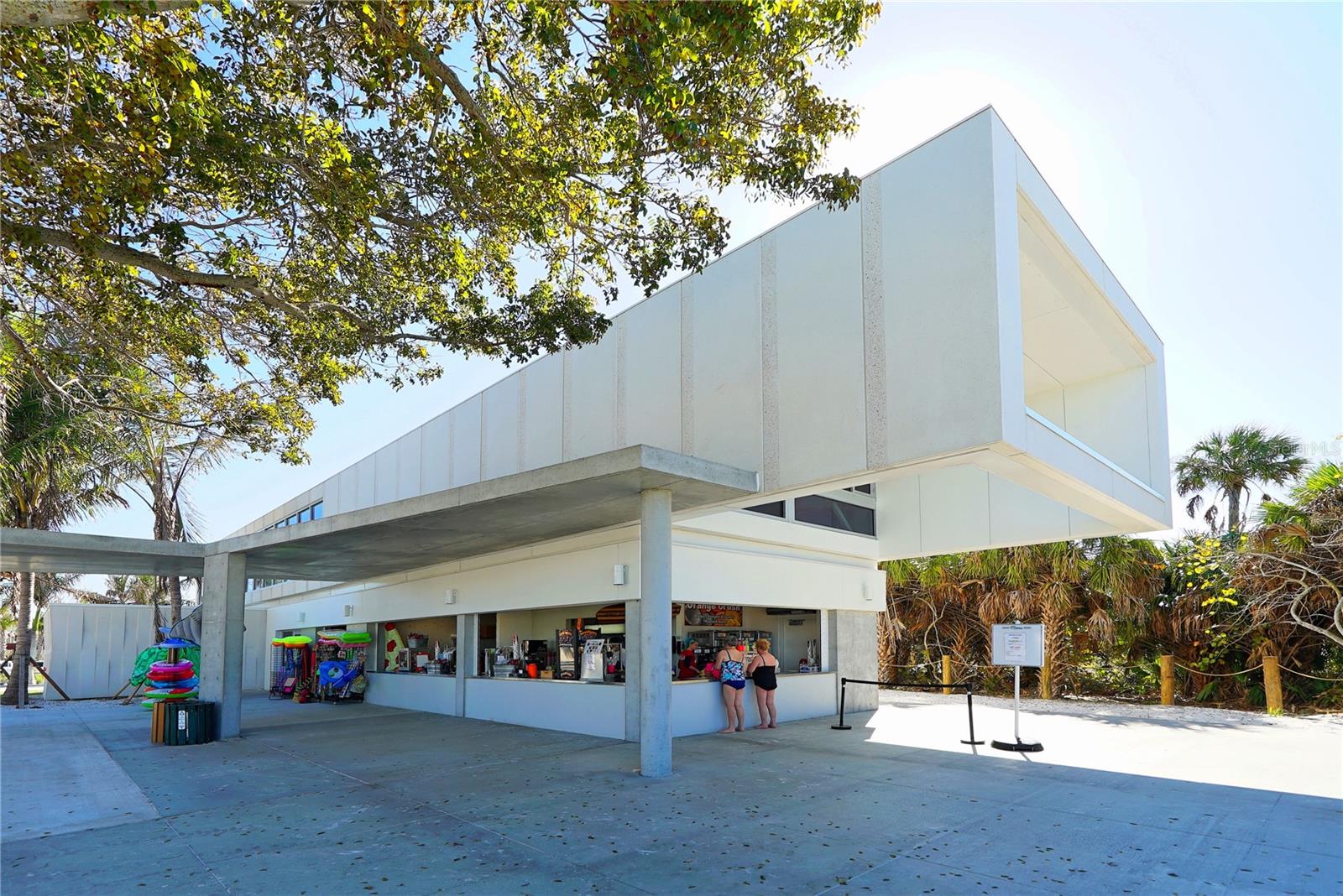 SARASOTA BEACH - Residential