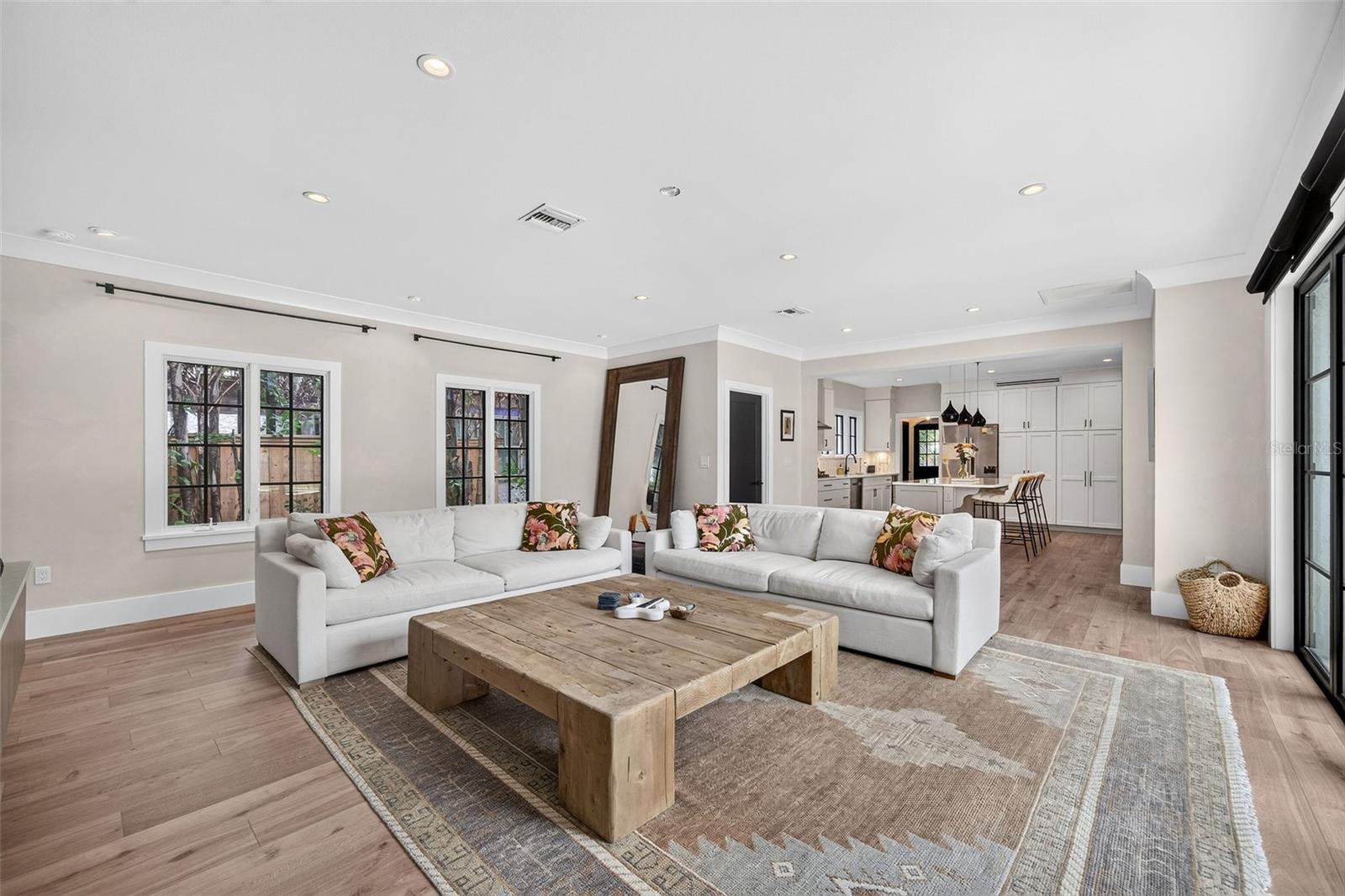 EDGEWATER HEIGHTS - Residential