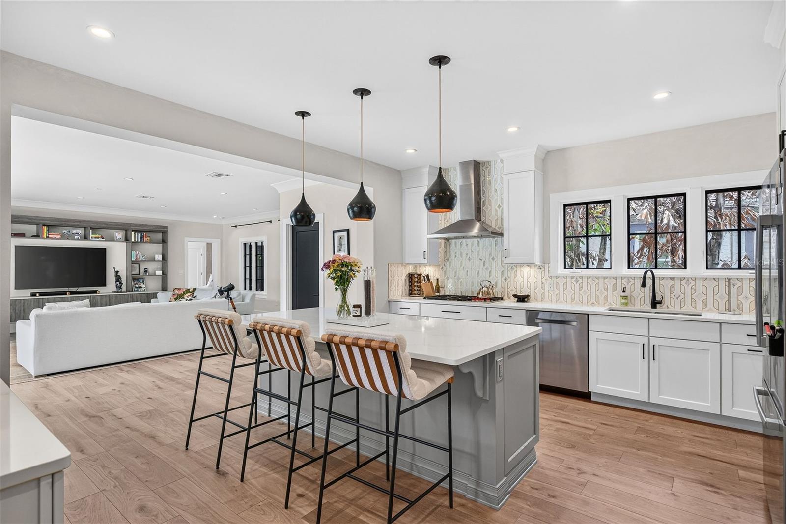 EDGEWATER HEIGHTS - Residential