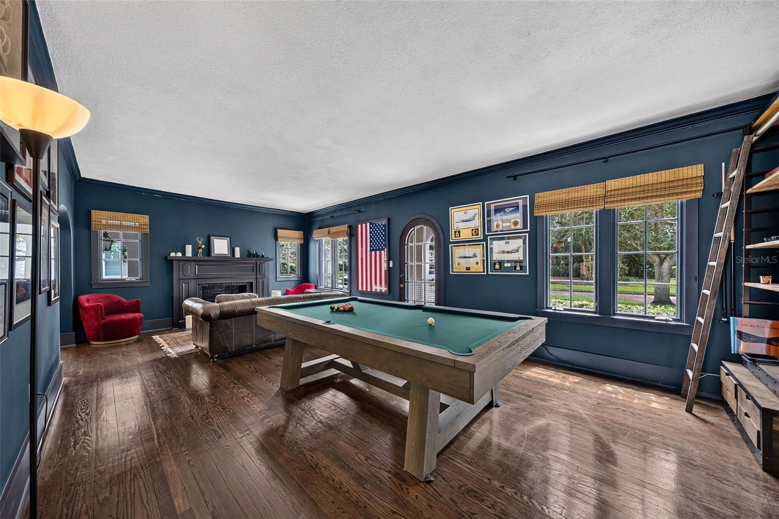 EDGEWATER HEIGHTS - Residential