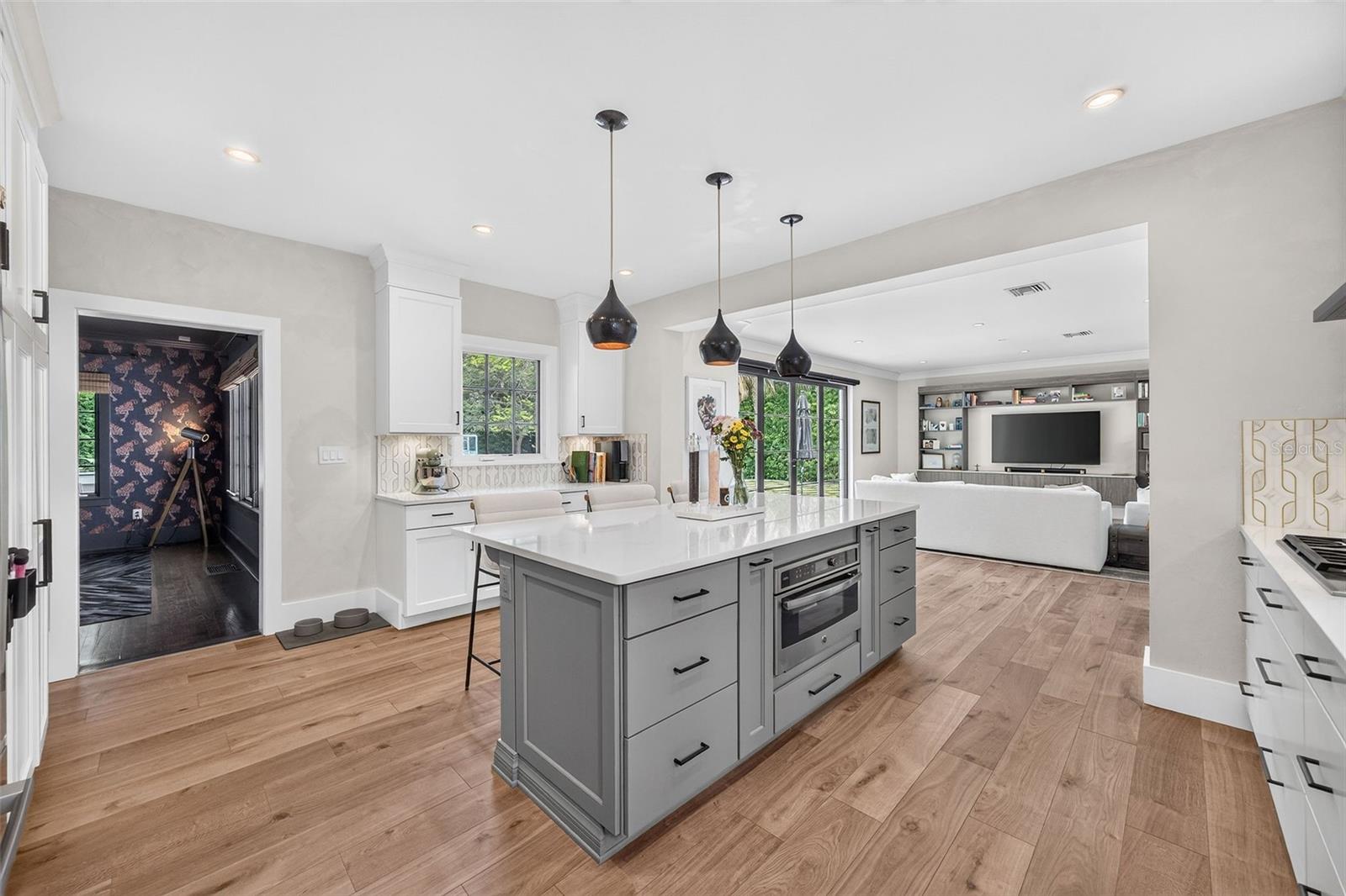 EDGEWATER HEIGHTS - Residential