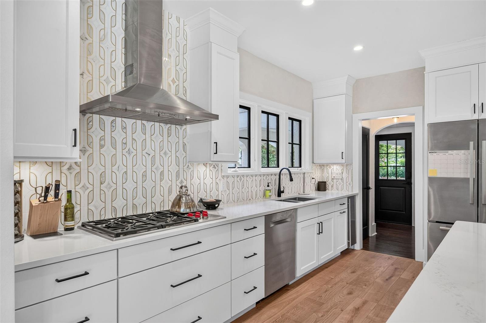 EDGEWATER HEIGHTS - Residential
